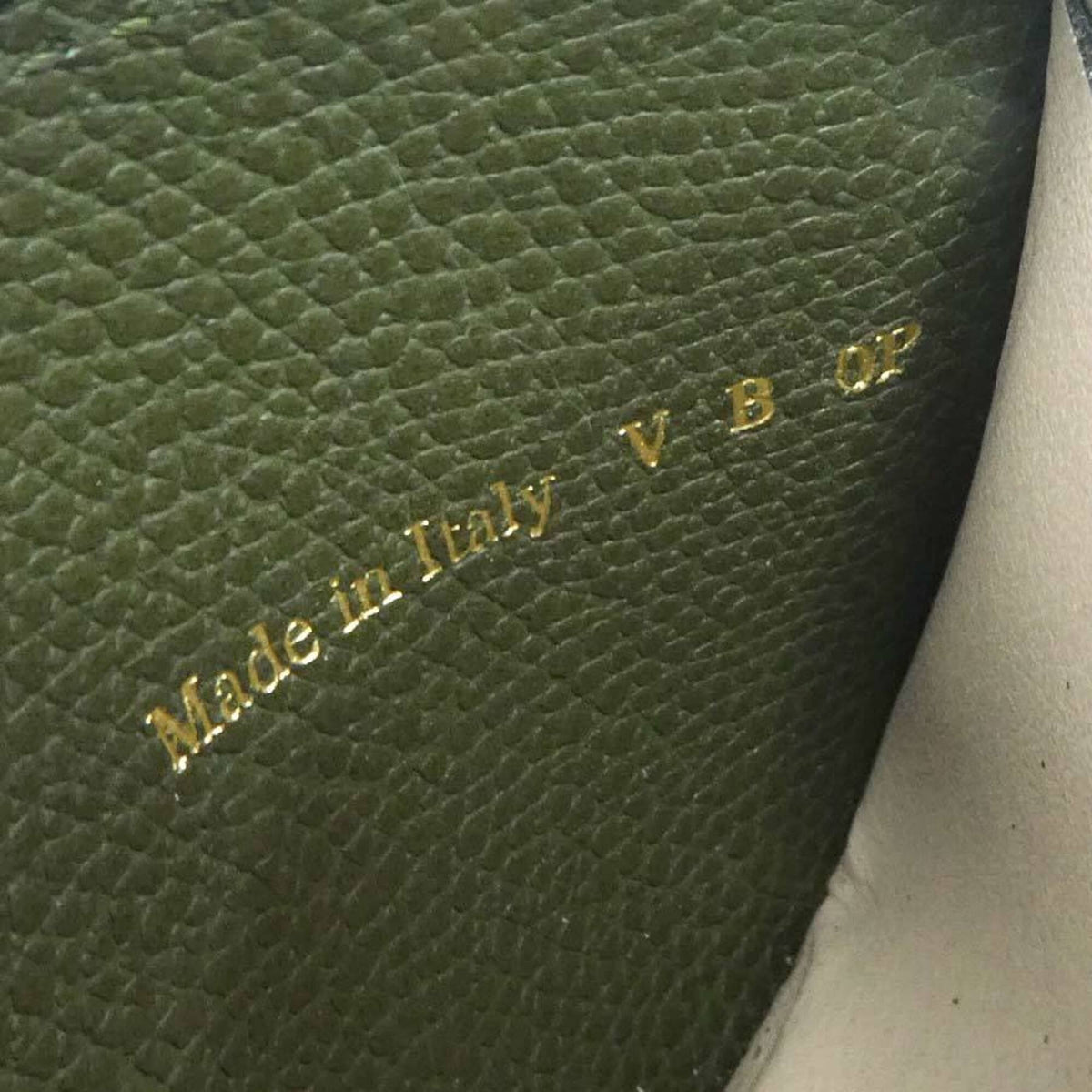 Valextra