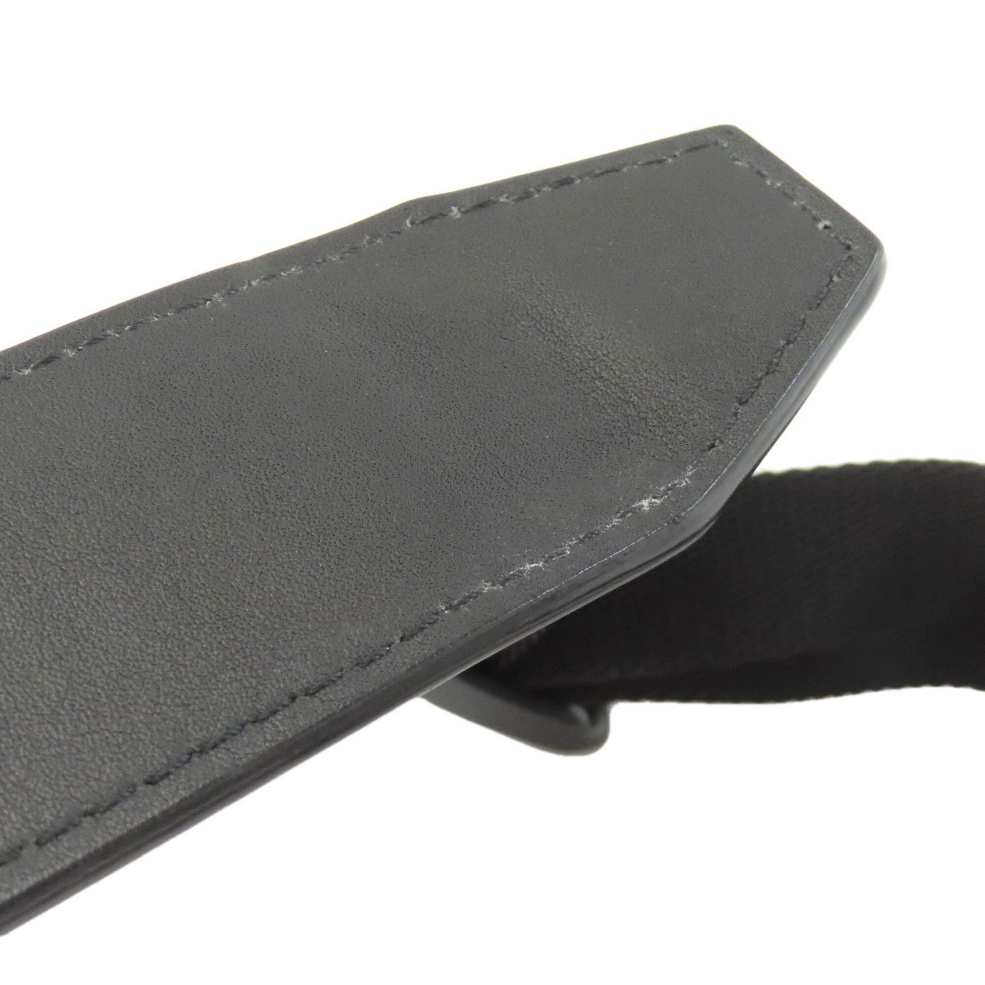 Louis Vuitton Black Nylon Shoulder Bag (Pre-Owned)