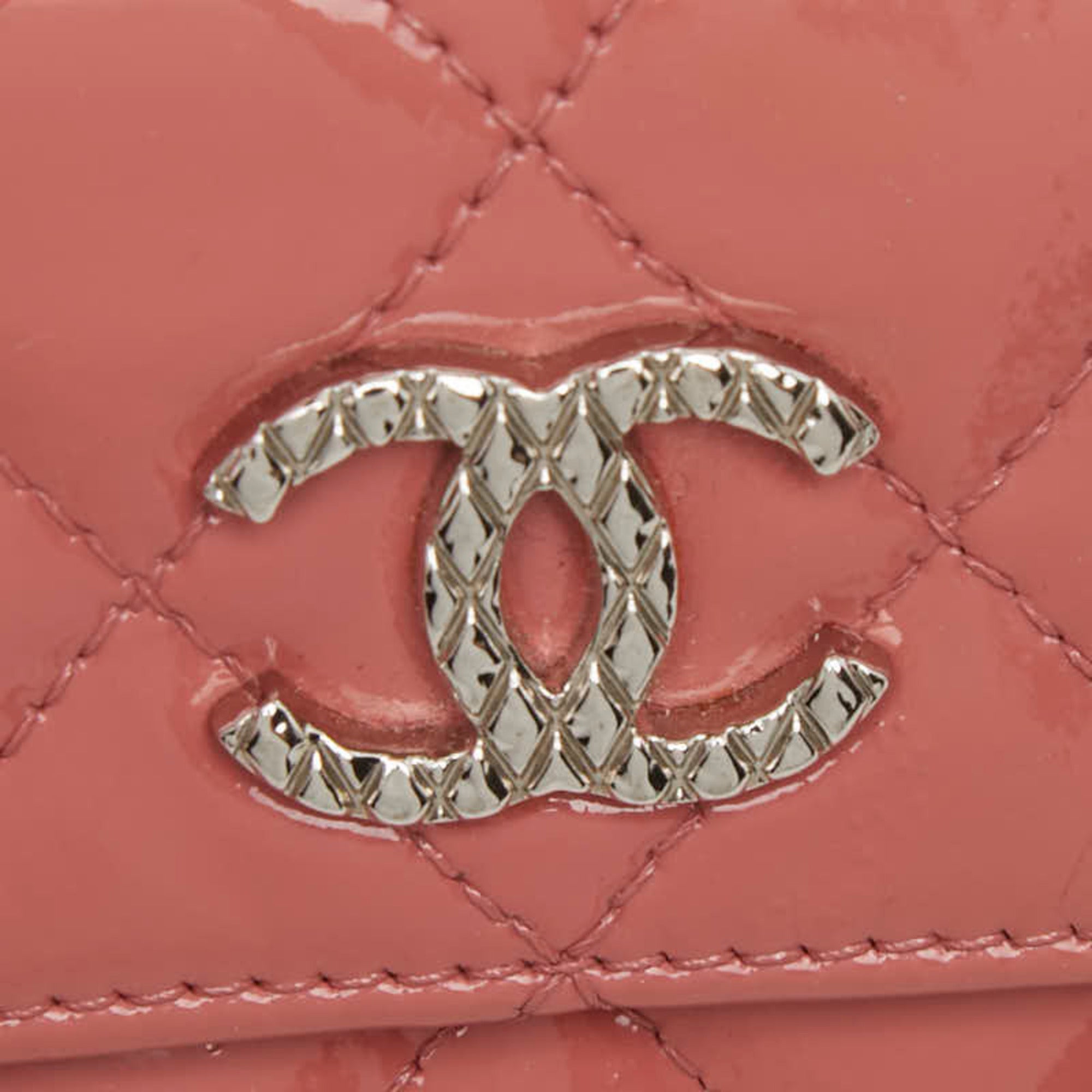 Chanel Pink Patent Leather Wallet (Bi-Fold) (Pre-Owned)