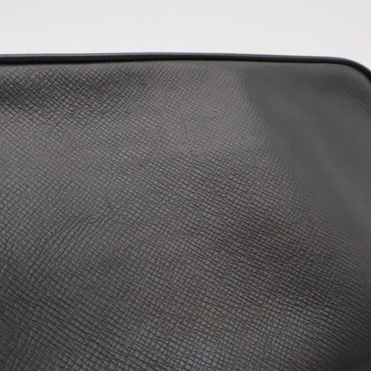 Louis Vuitton Black Leather Clutch Bag Handbag (Pre-Owned)