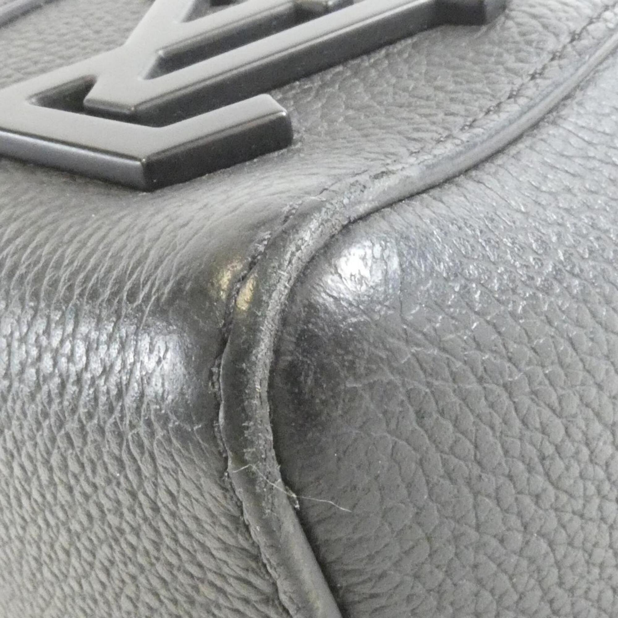 Louis Vuitton Black Leather Shoulder Bag (Pre-Owned)
