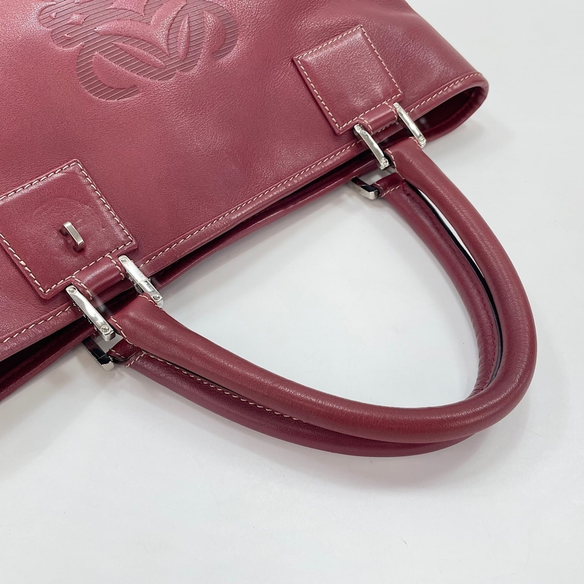 Loewe Red Color Handbag (Pre-Owned)