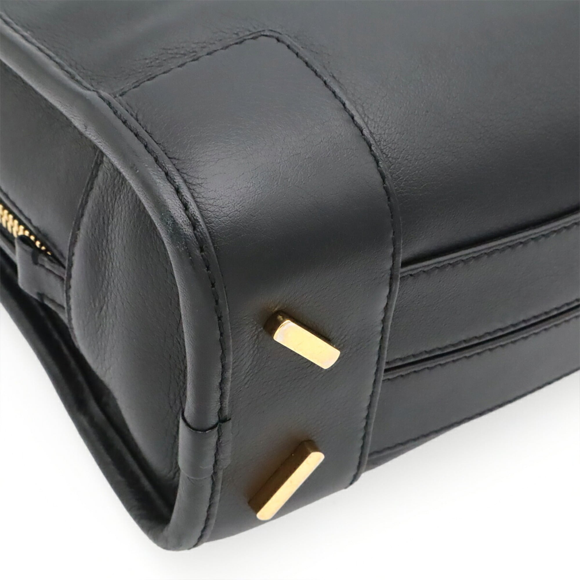 Loewe Black Leather Handbag Shoulder Bag (Pre-Owned)
