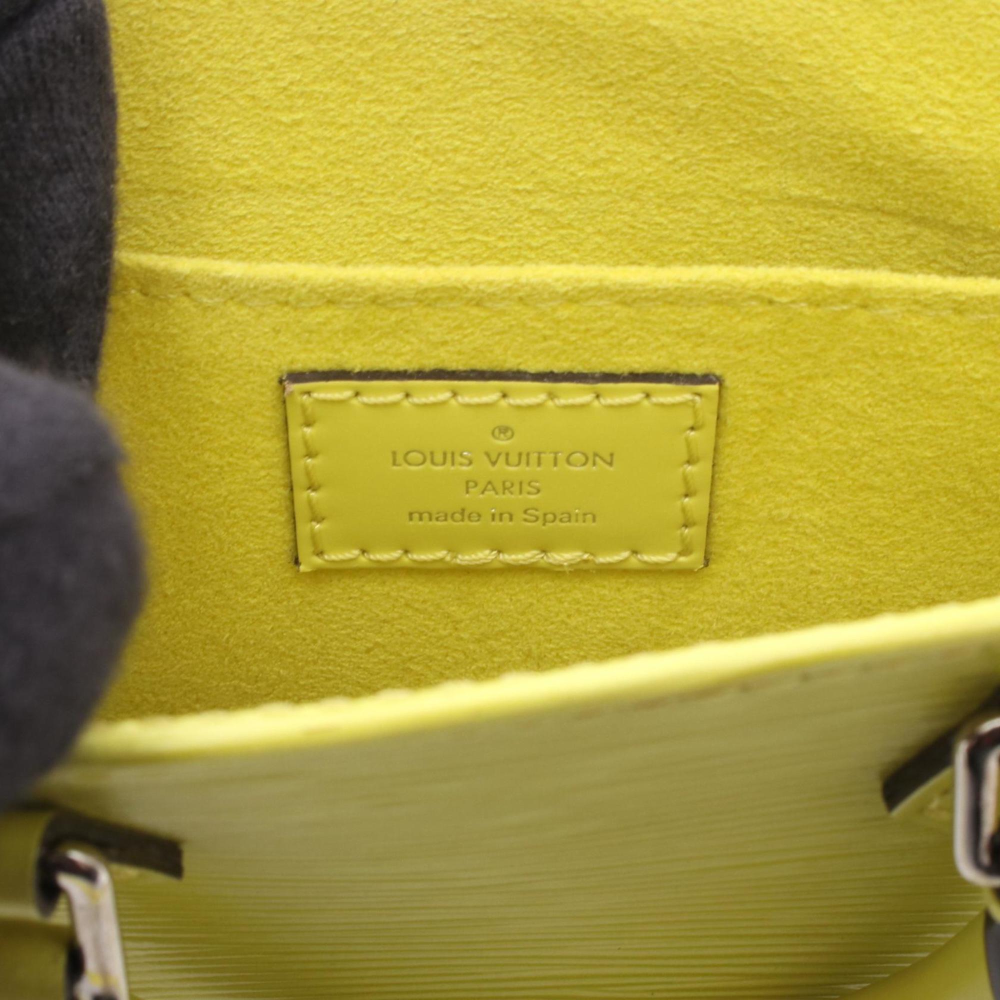 Louis Vuitton Green Epi Leather Handbag (Pre-Owned)