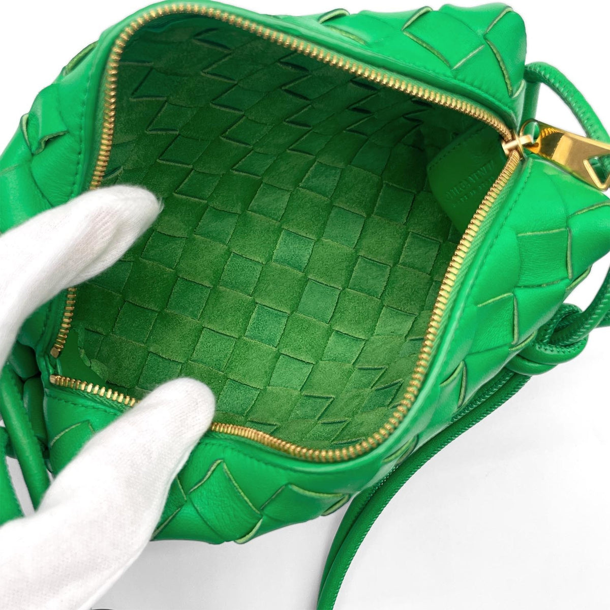Bottega Veneta Green Leather Shoulder Bag (Pre-Owned)