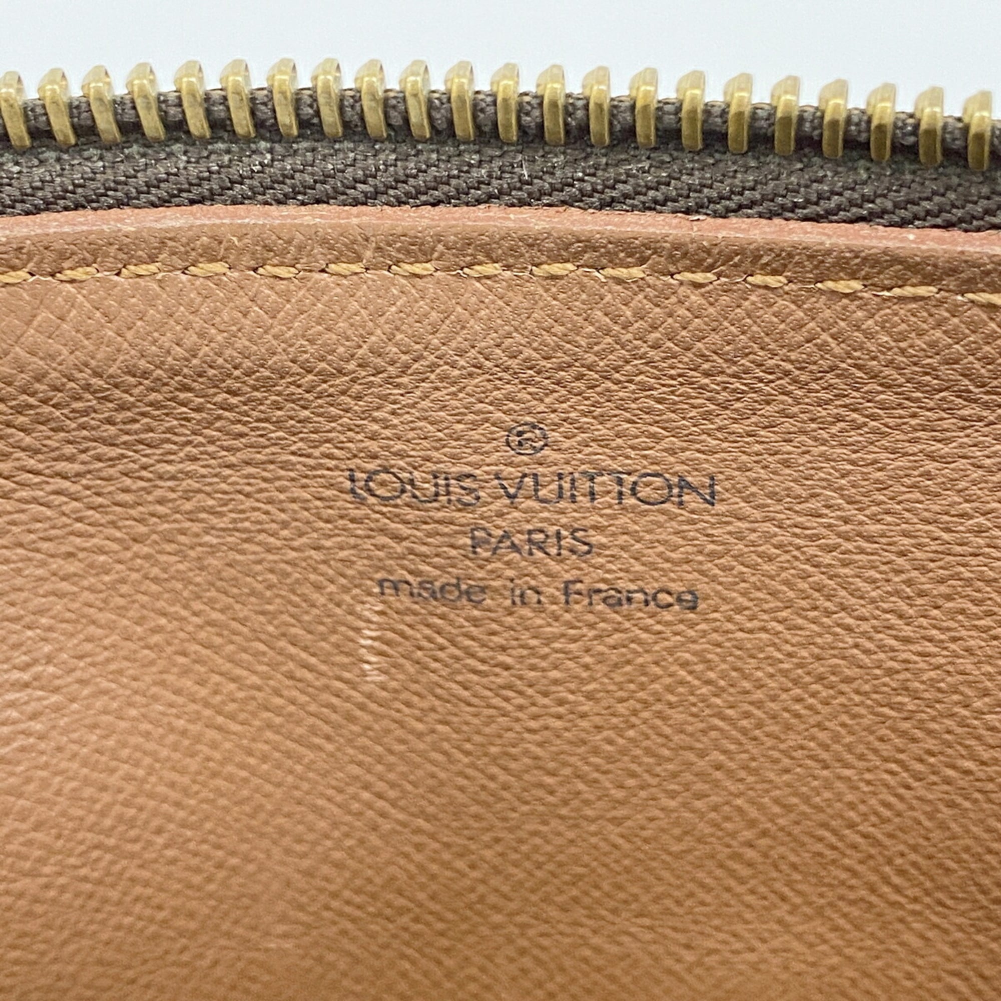 Louis Vuitton Brown Handbag (Pre-Owned)