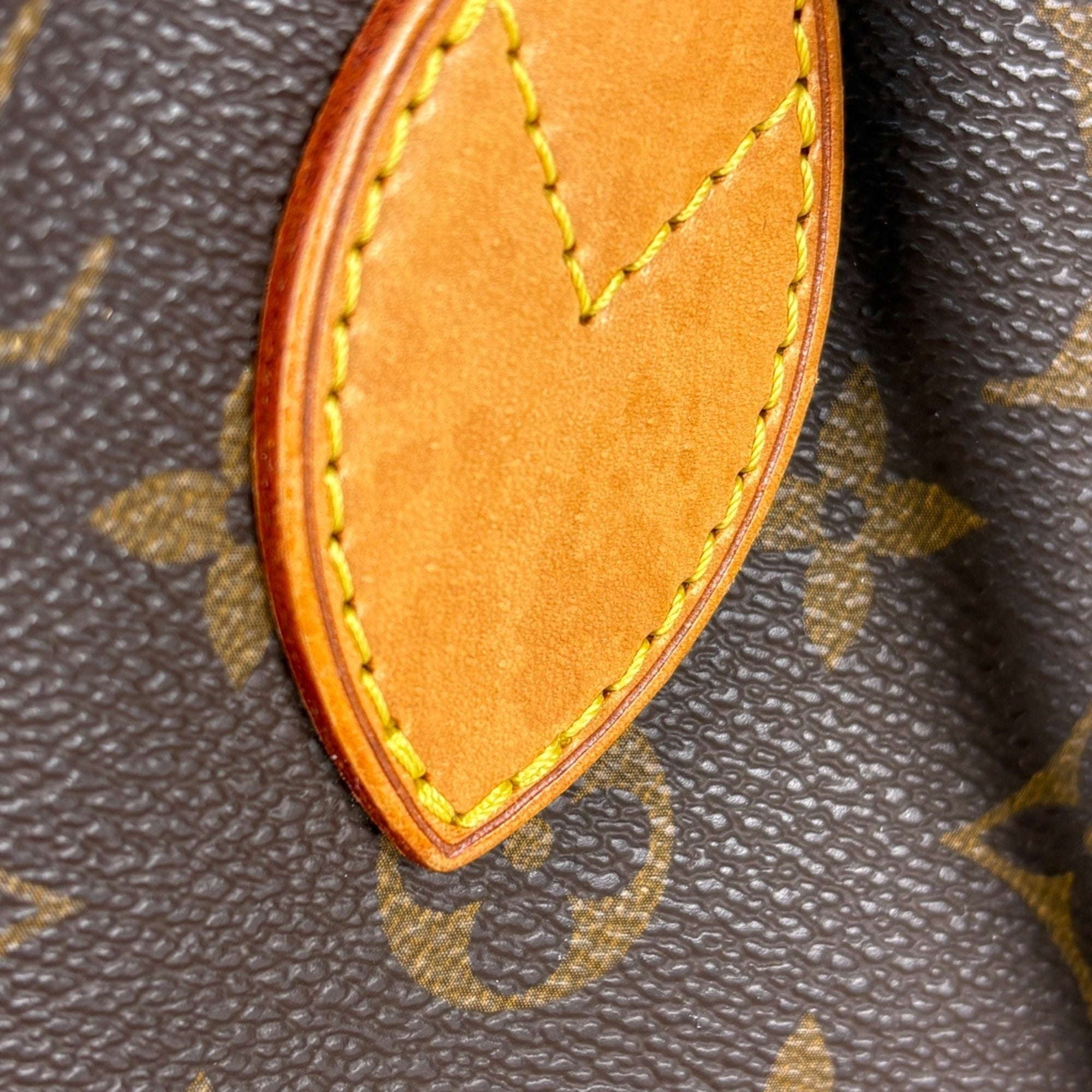 Louis Vuitton Brown Monogram Shoulder Bag Tote Bag (Pre-Owned)