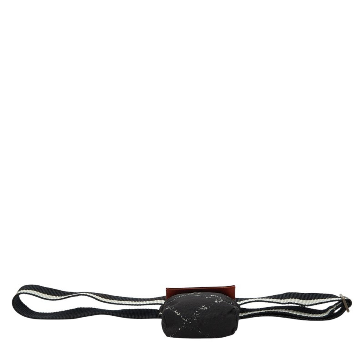 Chanel Black Nylon Sling Bag (Pre-Owned)