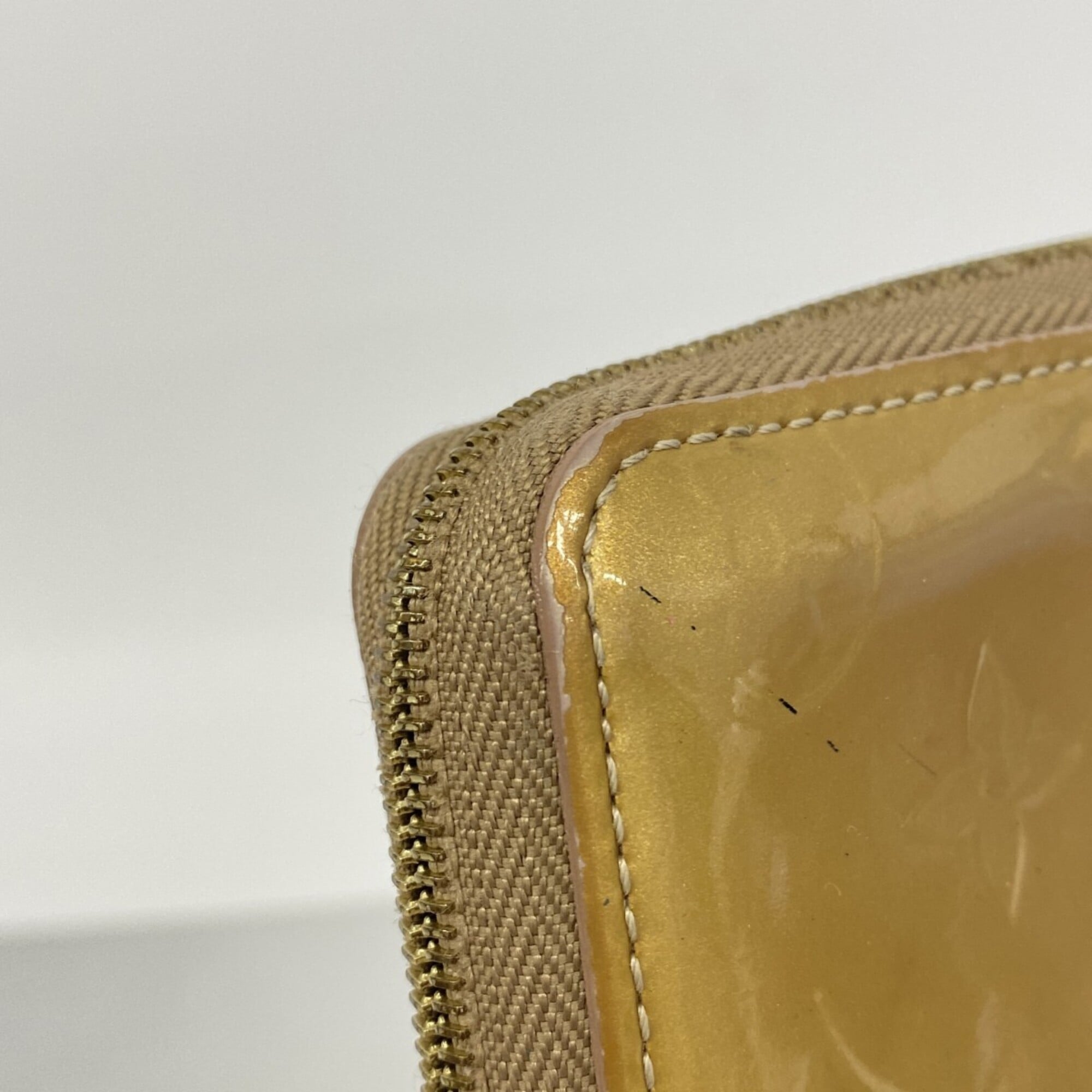 Louis Vuitton Beige Poodle Coin Purse/Coin Case (Pre-Owned)