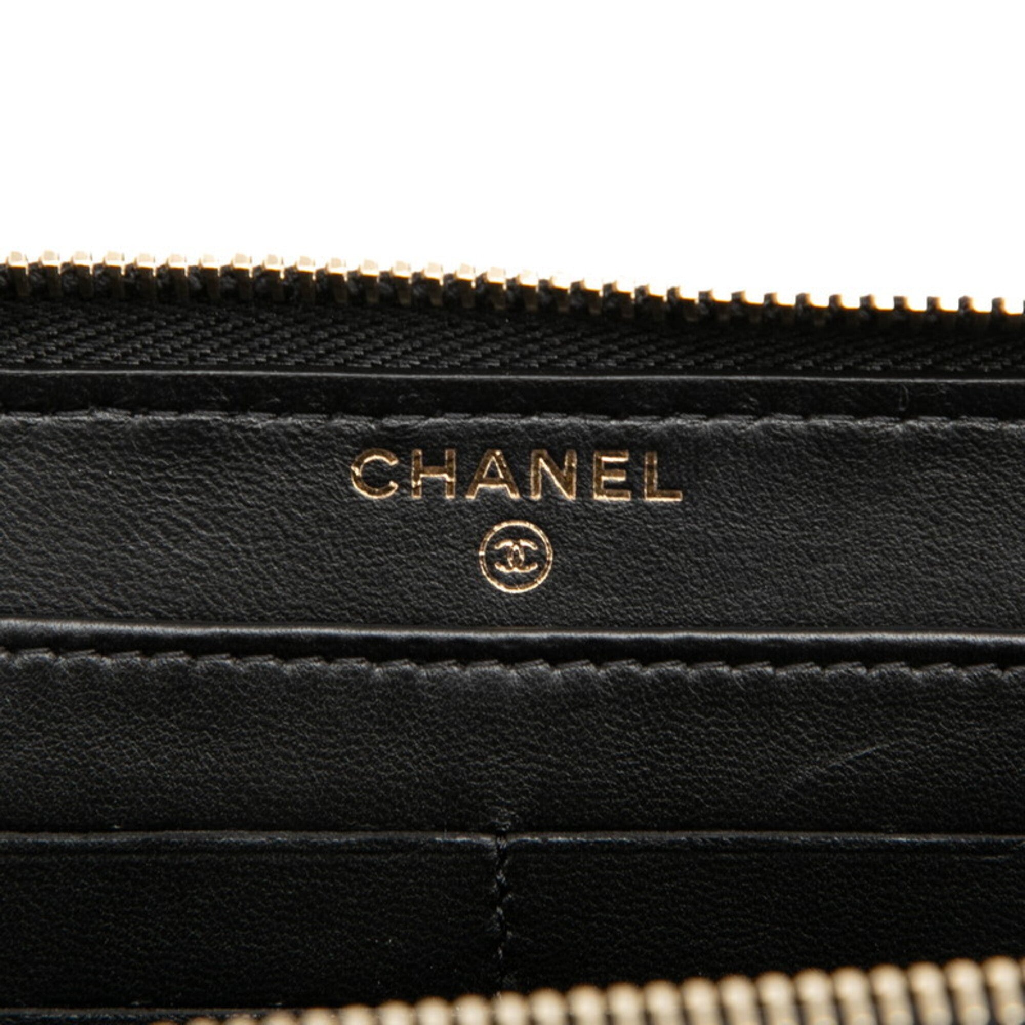 Chanel Matelasse Black Navy Leather Long Wallet (Bi-Fold) (Pre-Owned)