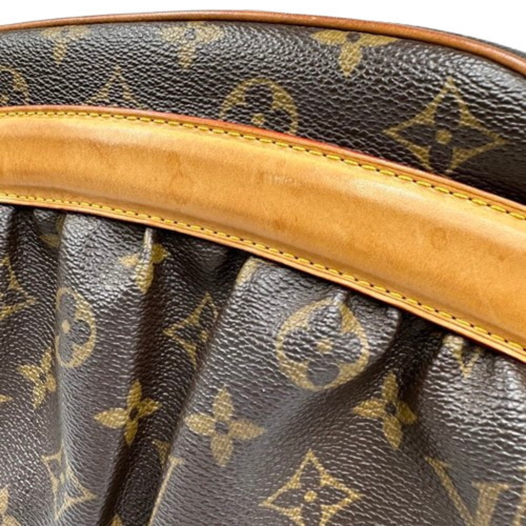 Louis Vuitton Brown Monogram Monogram Shoulder Bag (Pre-Owned)