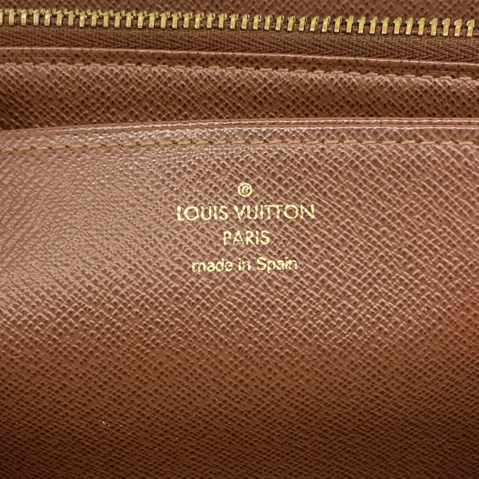 Louis Vuitton Brown Long Wallet (Bi-Fold) (Pre-Owned)