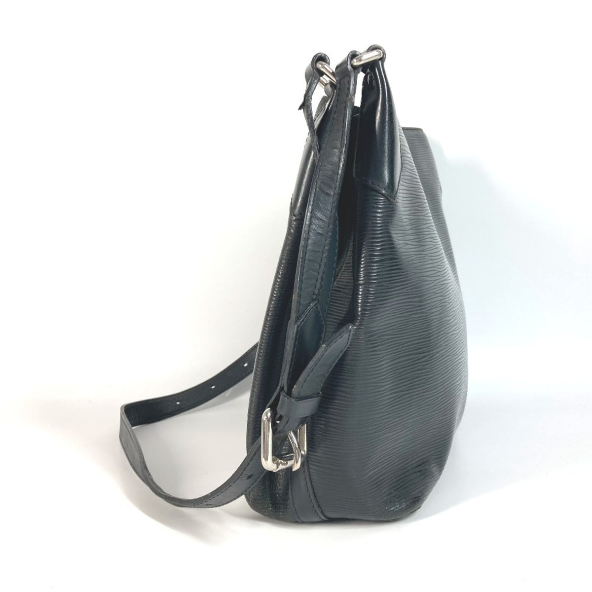 Louis Vuitton Black Noir Epi Leather Shoulder Bag (Pre-Owned)