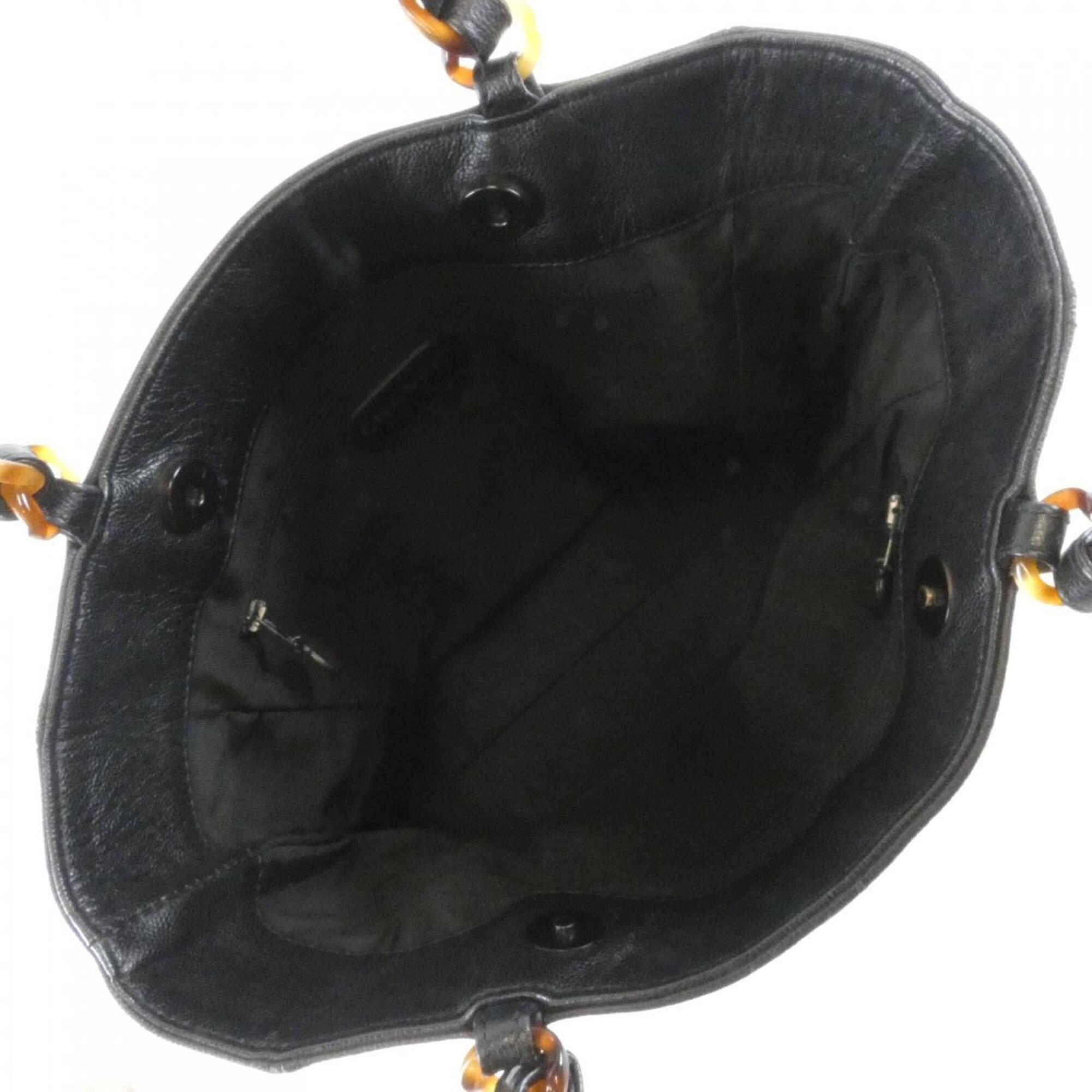 Chanel Black Grained Calfskin Handbag (Pre-Owned)