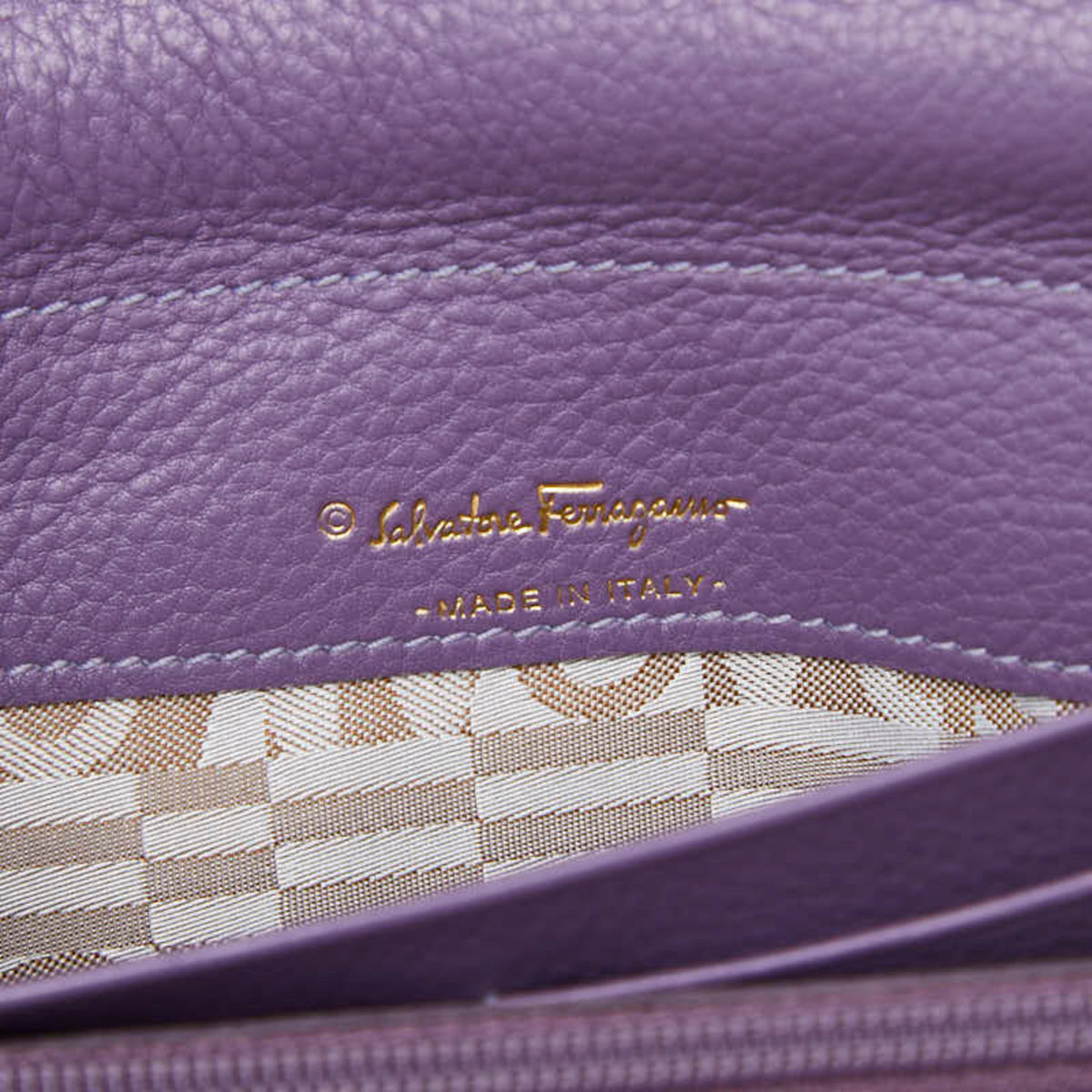 Salvatore Ferragamo Purple Leather Coin Purse/Coin Case (Pre-Owned)