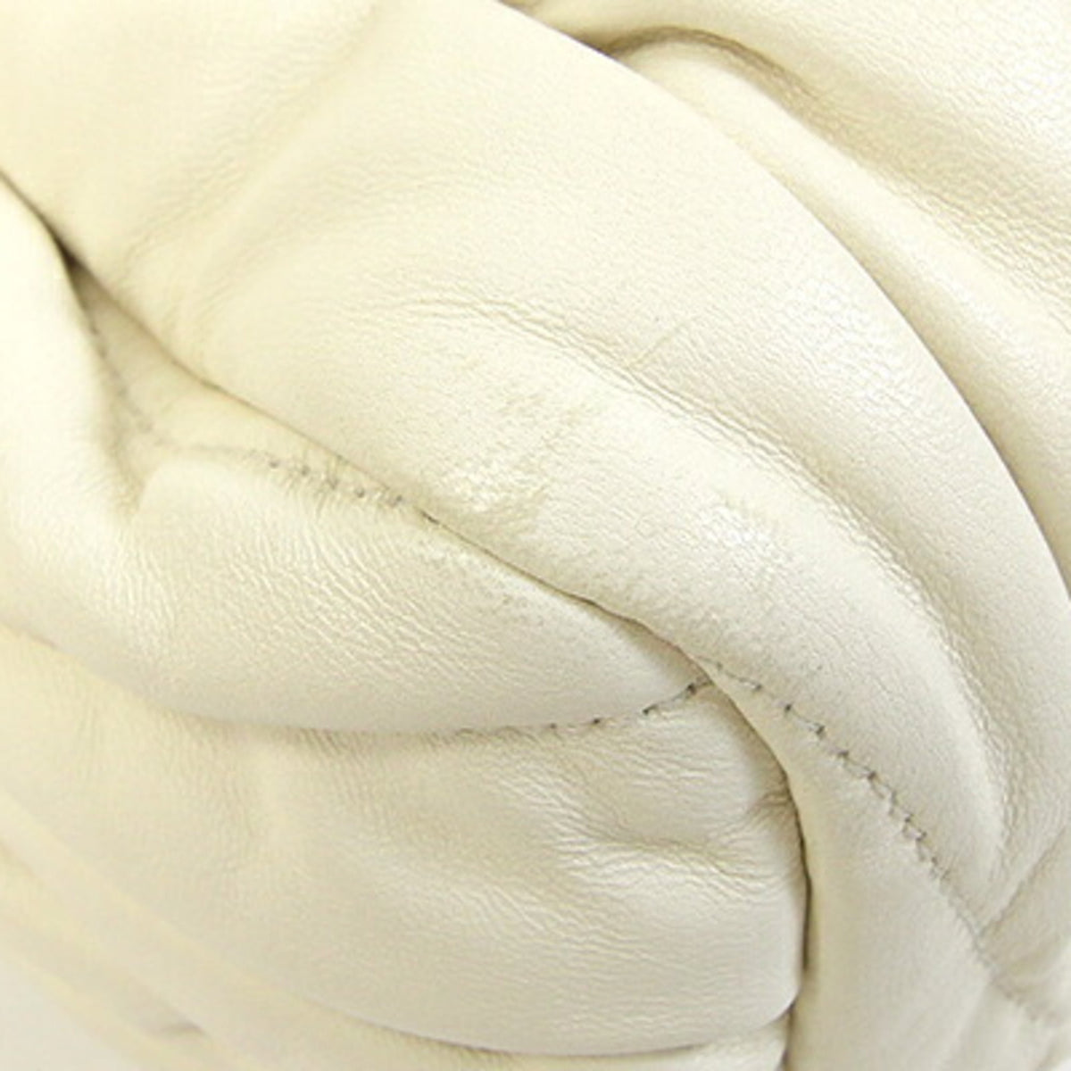 Miu Miu Matelasse Ivory Leather Handbag Shoulder Bag (Pre-Owned)