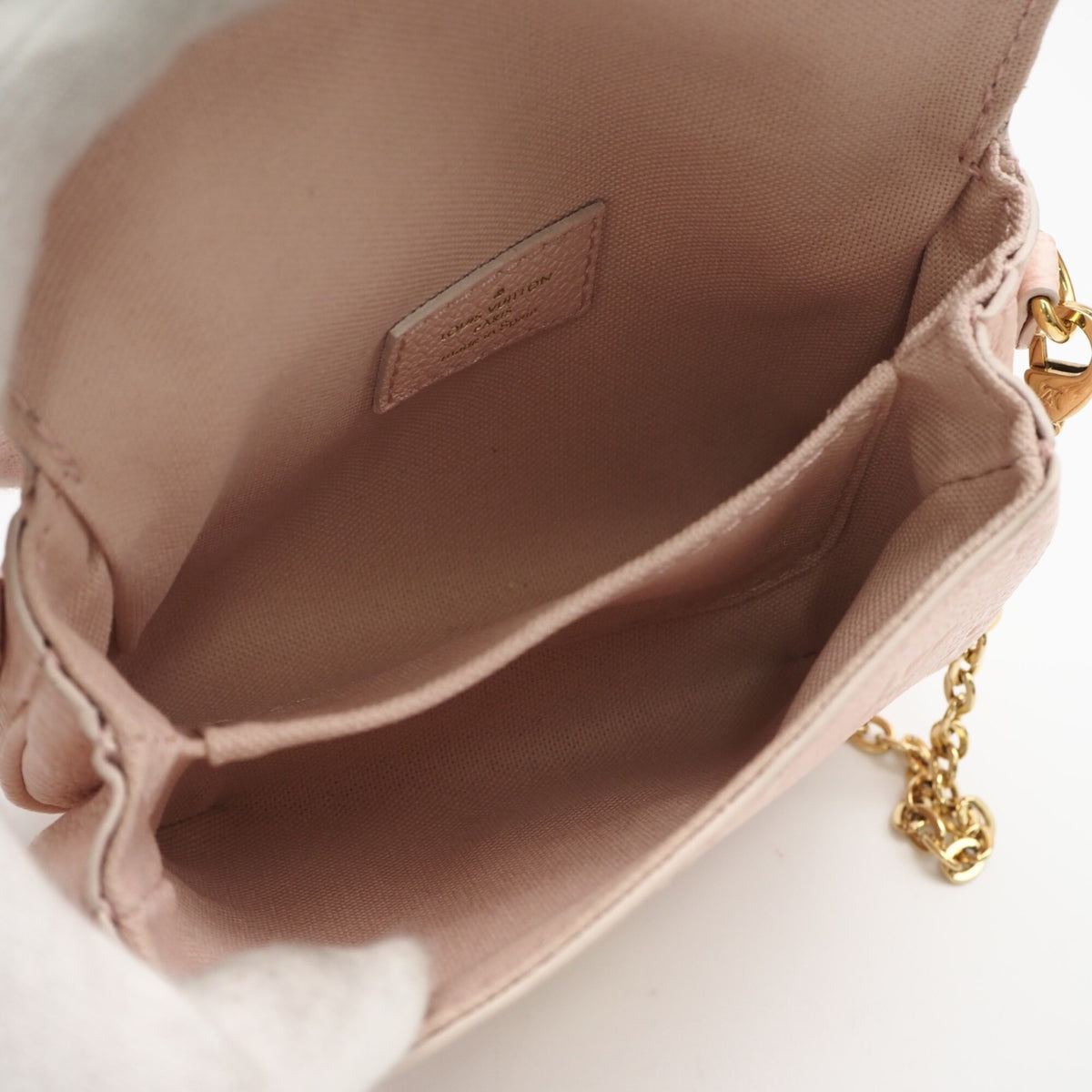 Louis Vuitton Pink Leather Shoulder Bag (Pre-Owned)