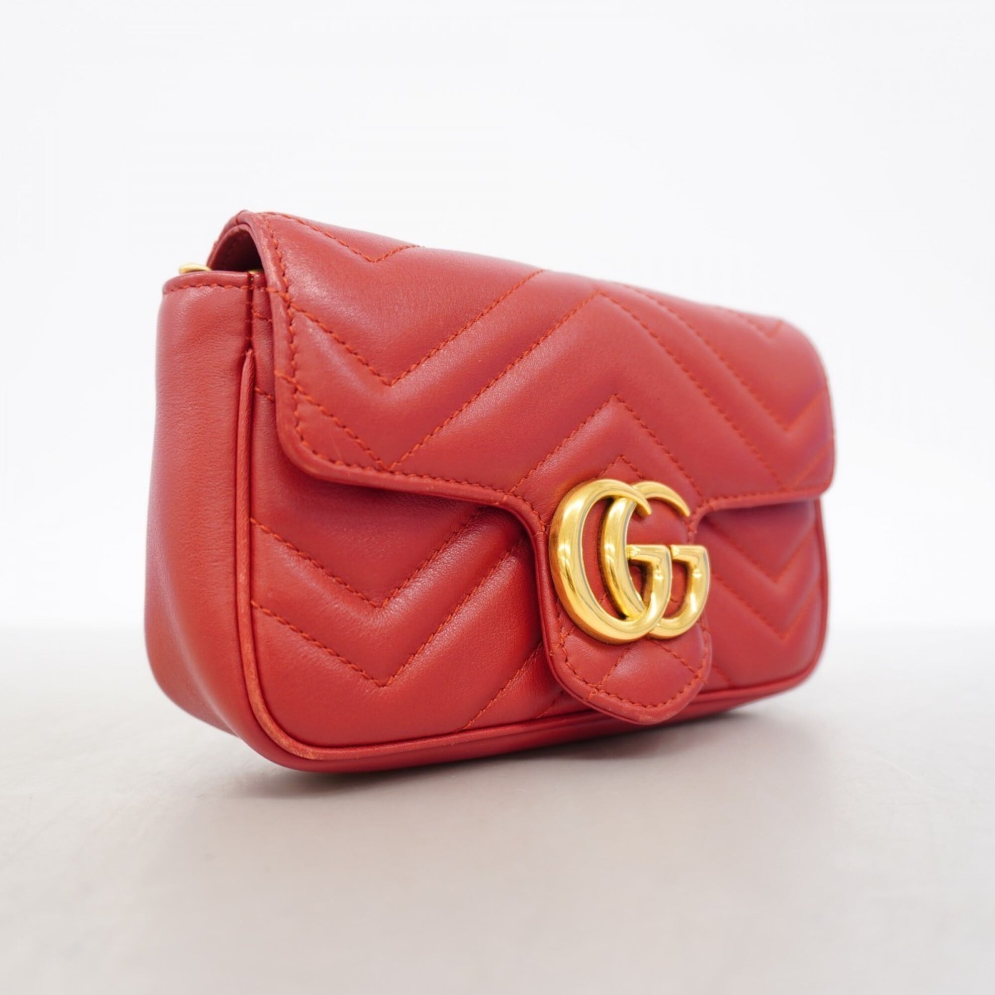 Gucci Red Color Leather Shoulder Bag (Pre-Owned)