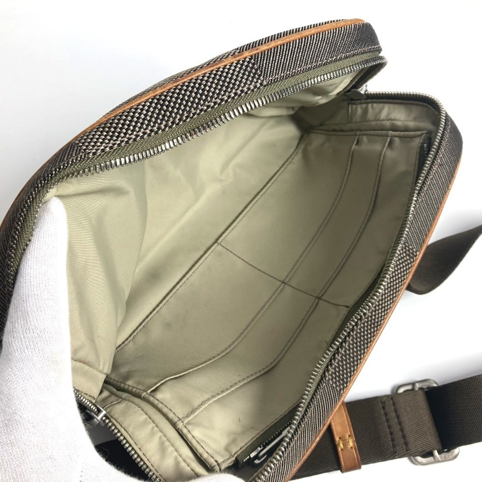 Louis Vuitton Earth Khaki Damier Geant Shoulder Bag Sling Bag (Pre-Owned)
