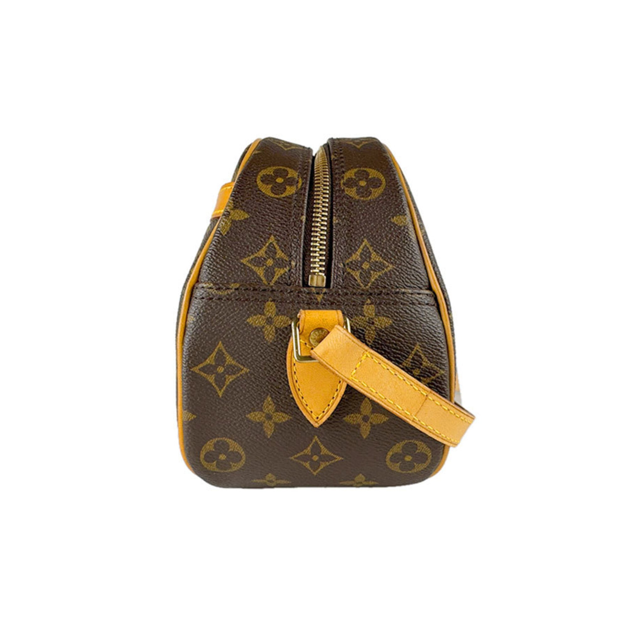 Louis Vuitton Brown Monogram Monogram Shoulder Bag (Pre-Owned)