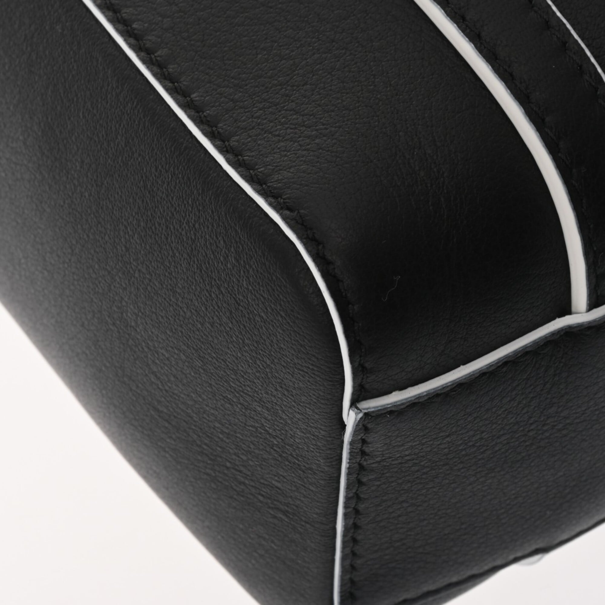Balenciaga Black Leather Tote Bag (Pre-Owned)