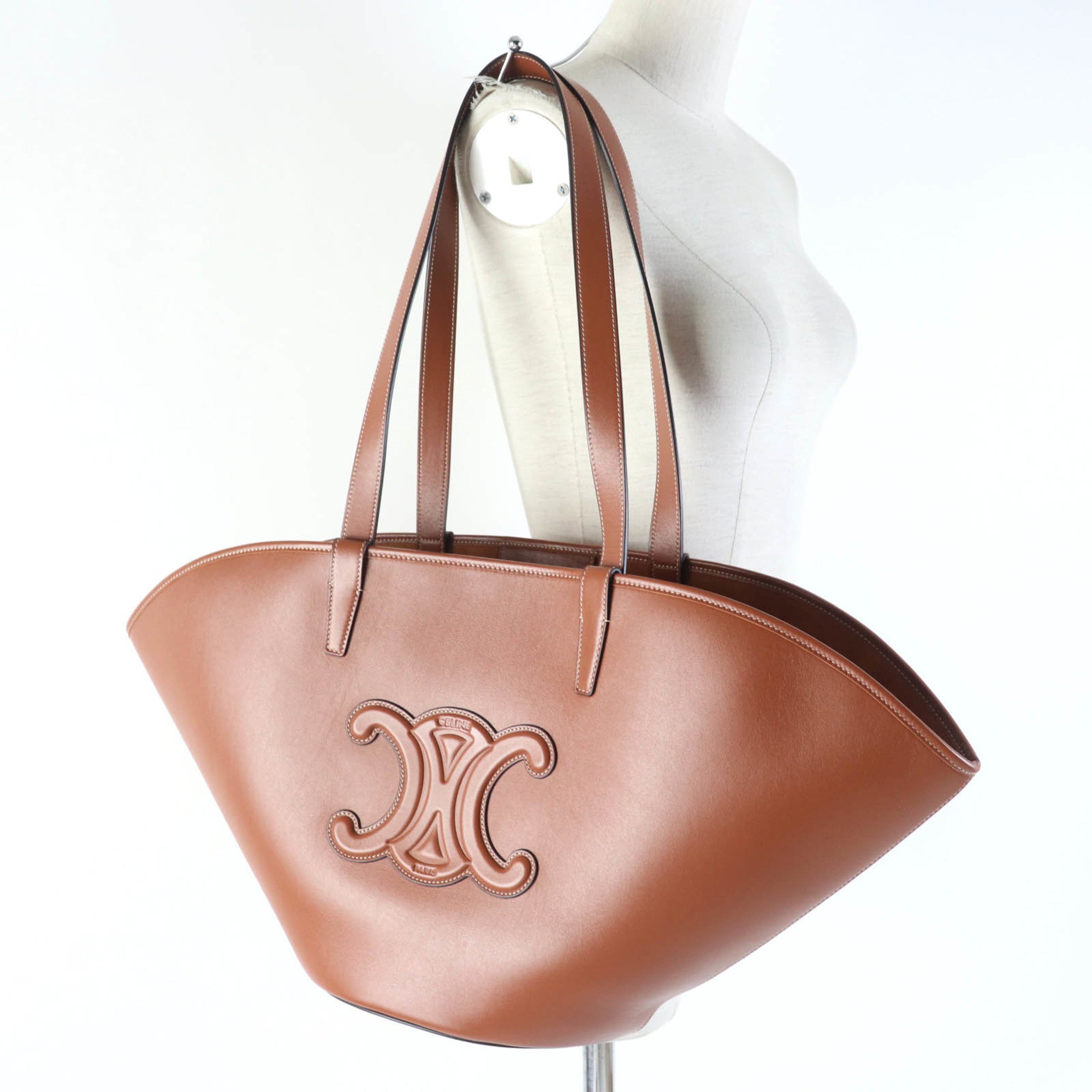 Celine Leather Tote Bag (Pre-Owned)