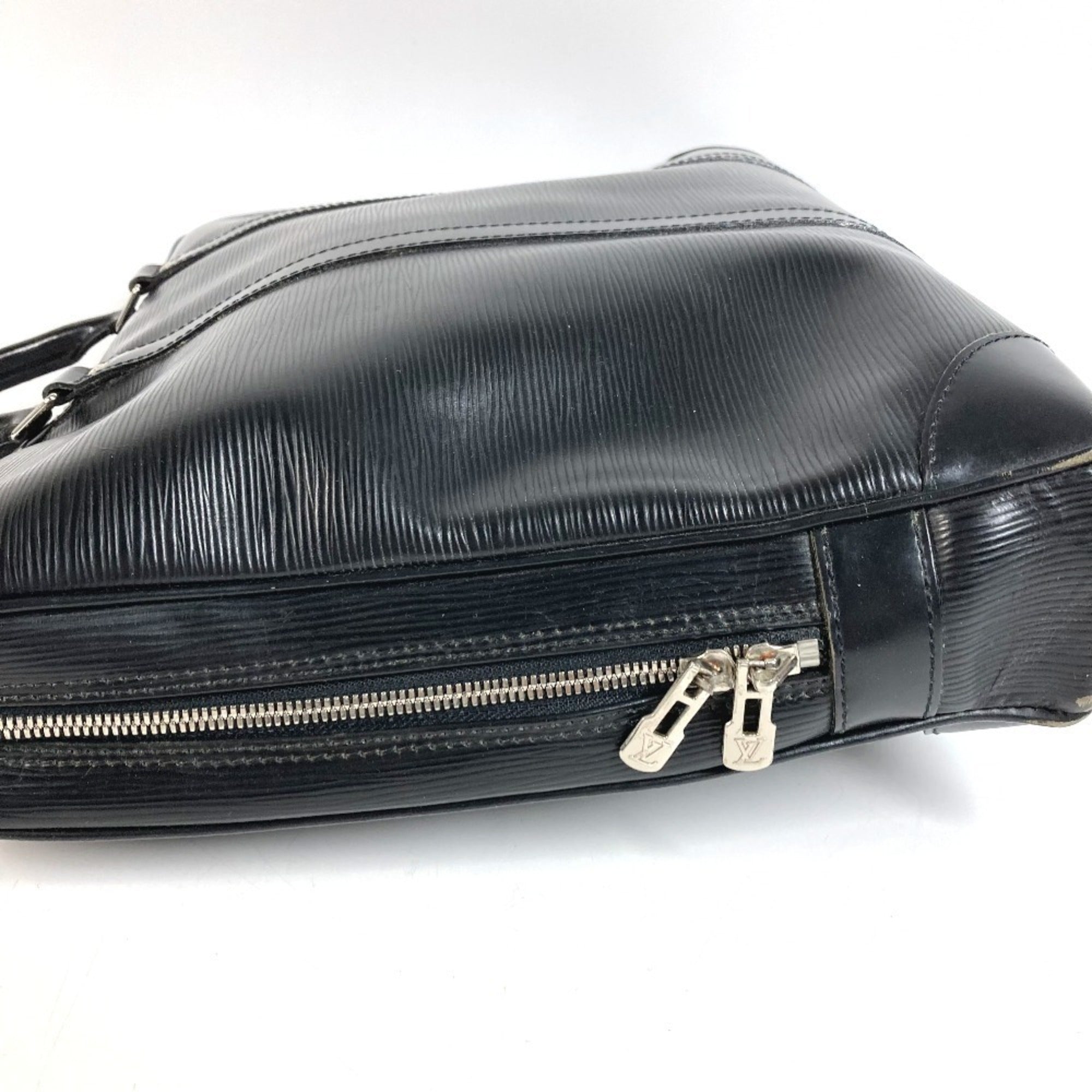 Louis Vuitton Black Noir Epi Leather Briefcase Handbag (Pre-Owned)