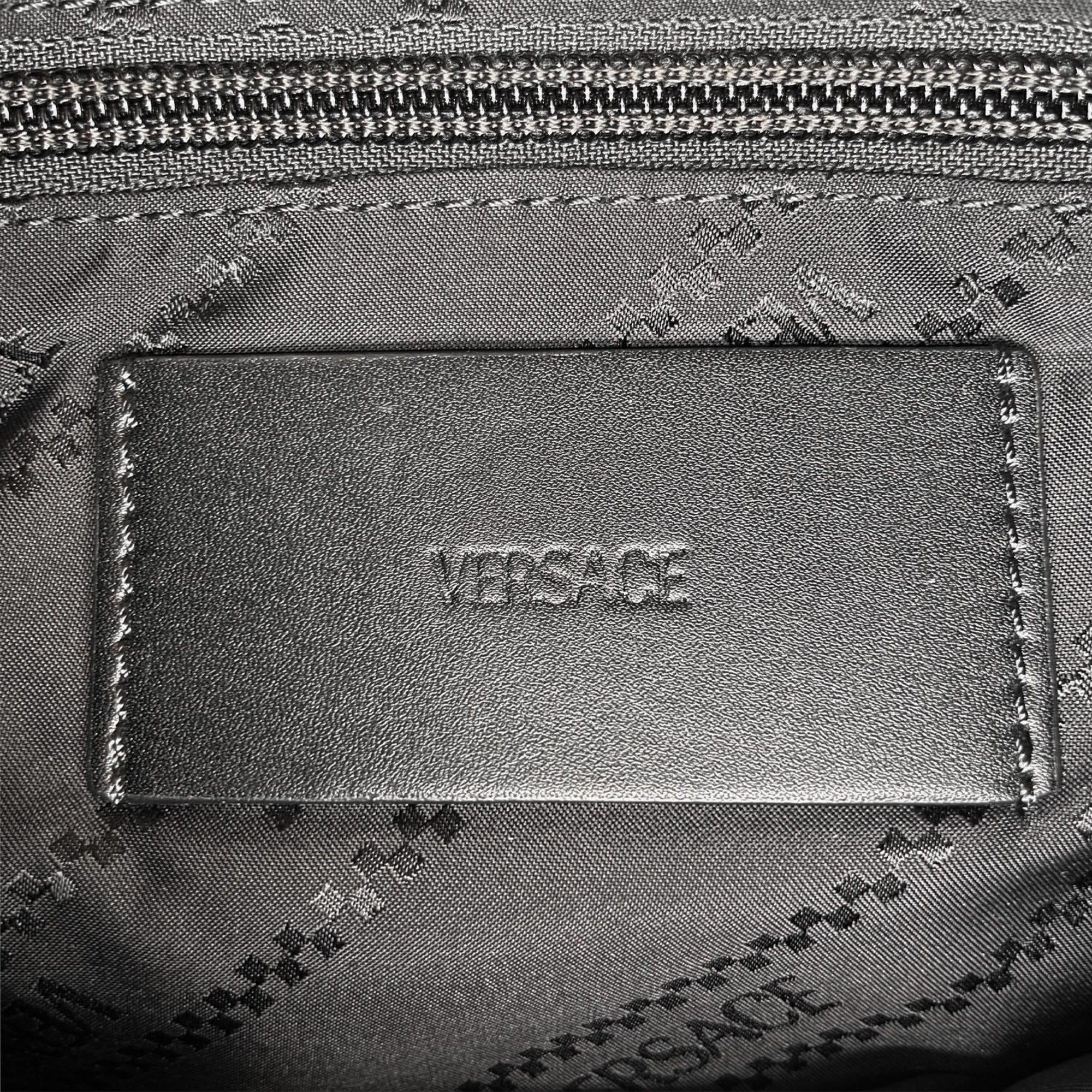 Versace Black Nylon Shoulder Bag (Pre-Owned)