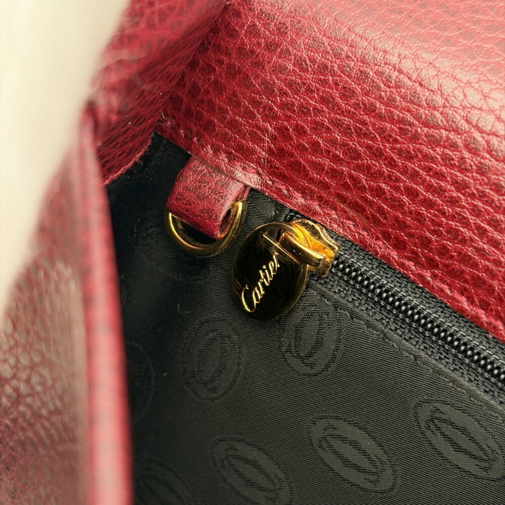Cartier Bordeaux Leather Shoulder Bag (Pre-Owned)