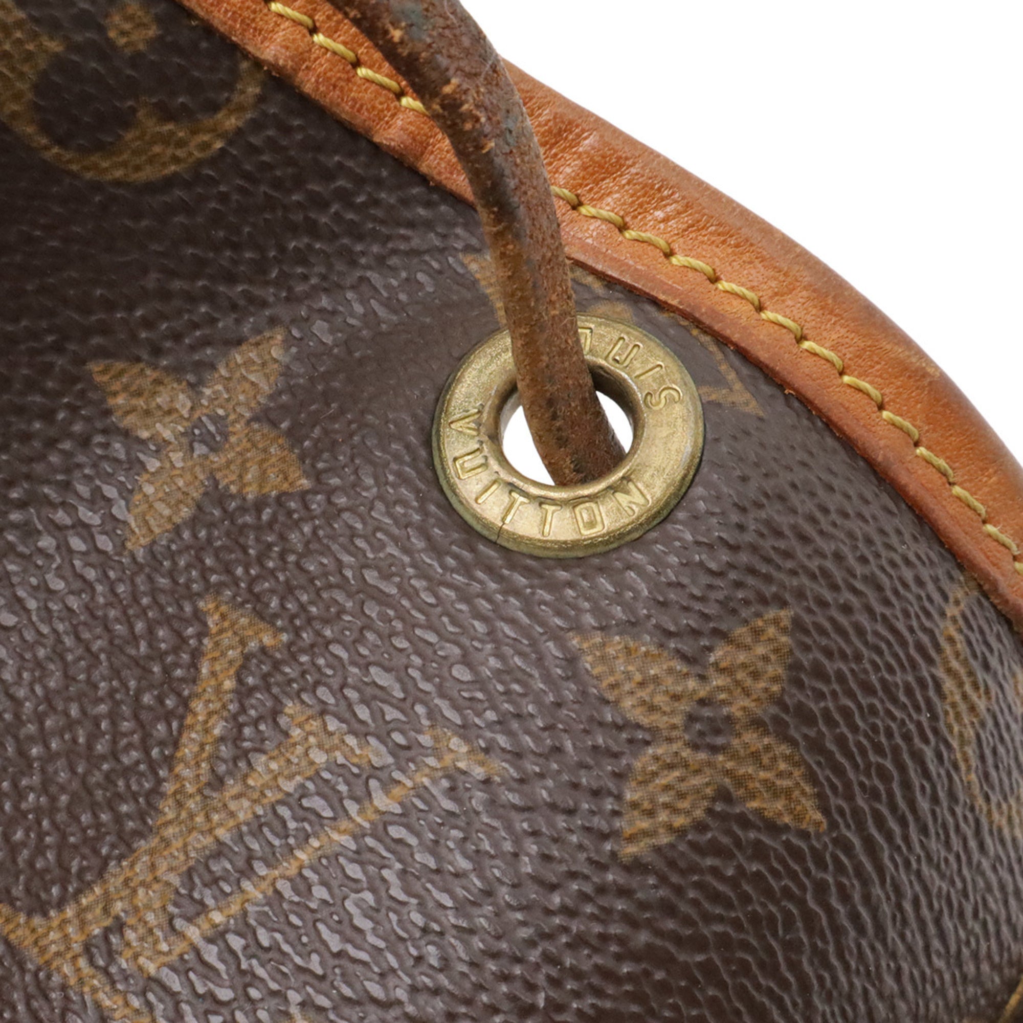 Louis Vuitton Brown Monogram Monogram Shoulder Bag (Pre-Owned)
