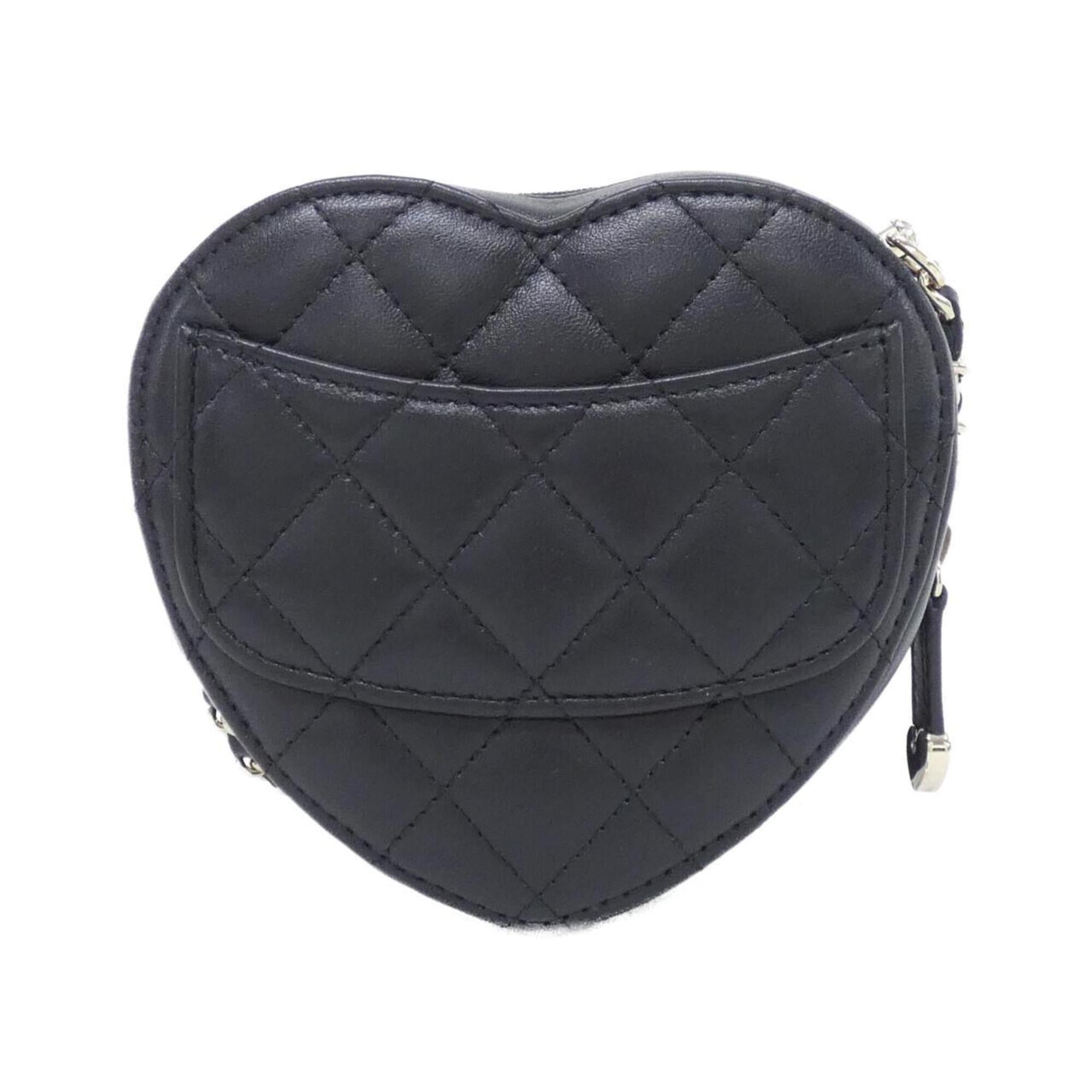 Chanel Black Leather Shoulder Bag (Pre-Owned)