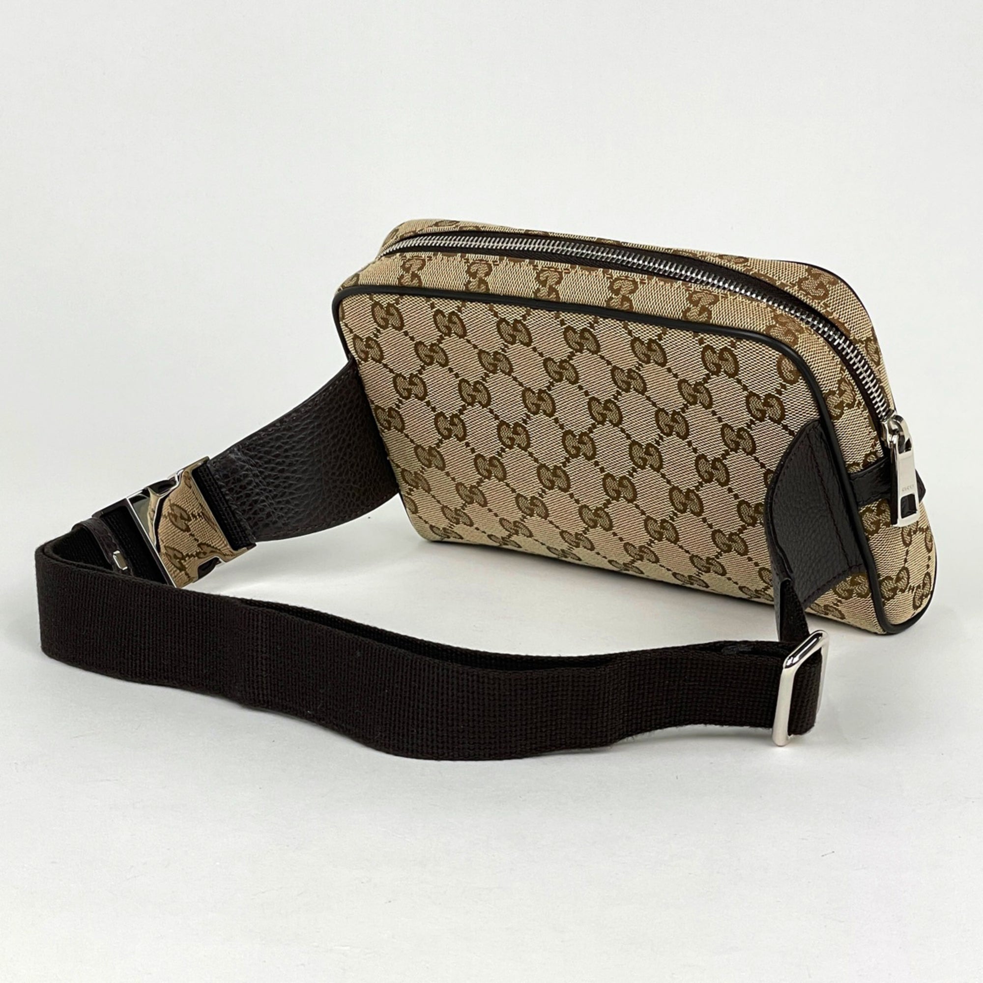 Gucci Brown Gg Canvas Leather Fanny Pack Sling Bag (Pre-Owned)