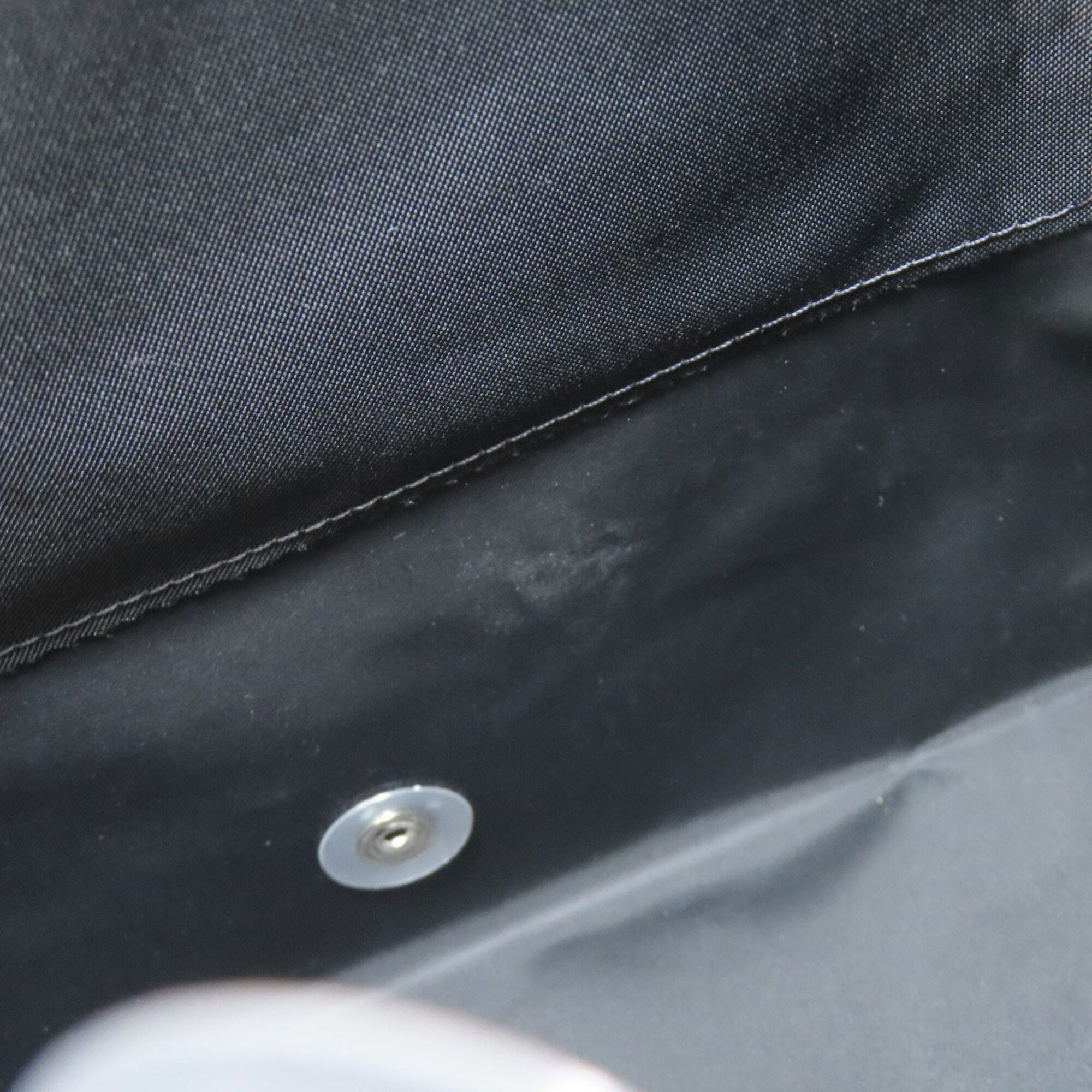 Longchamp Black Nylon Tote Bag (Pre-Owned)