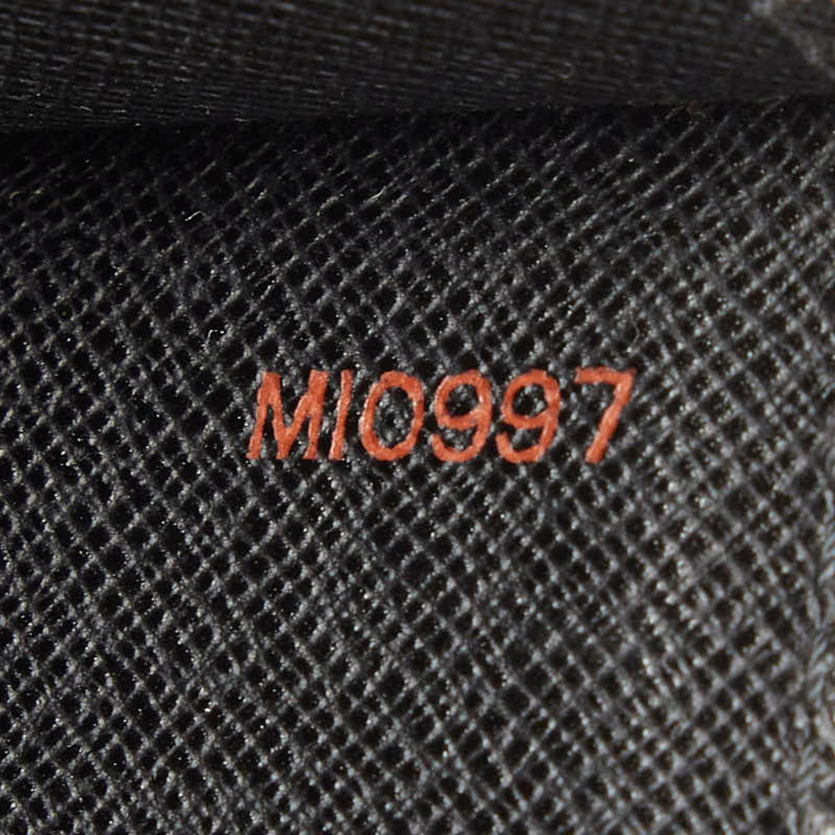 Louis Vuitton Black Noir Leather Shoulder Bag (Pre-Owned)