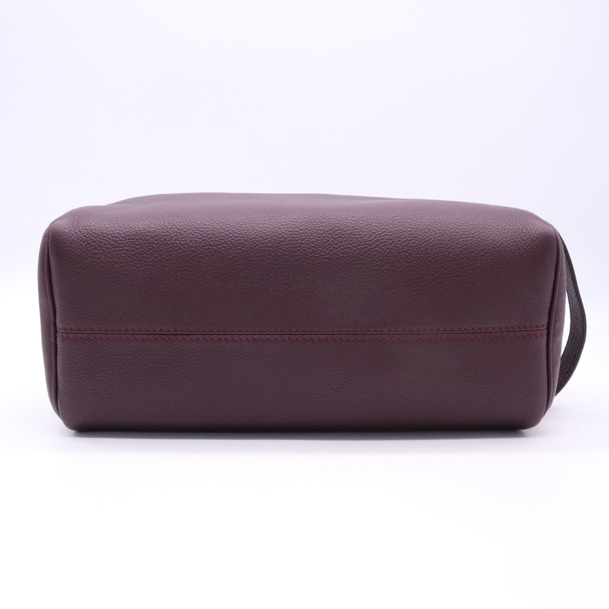 Fendi Red Color Wine Leather Clutch Bag (Pre-Owned)