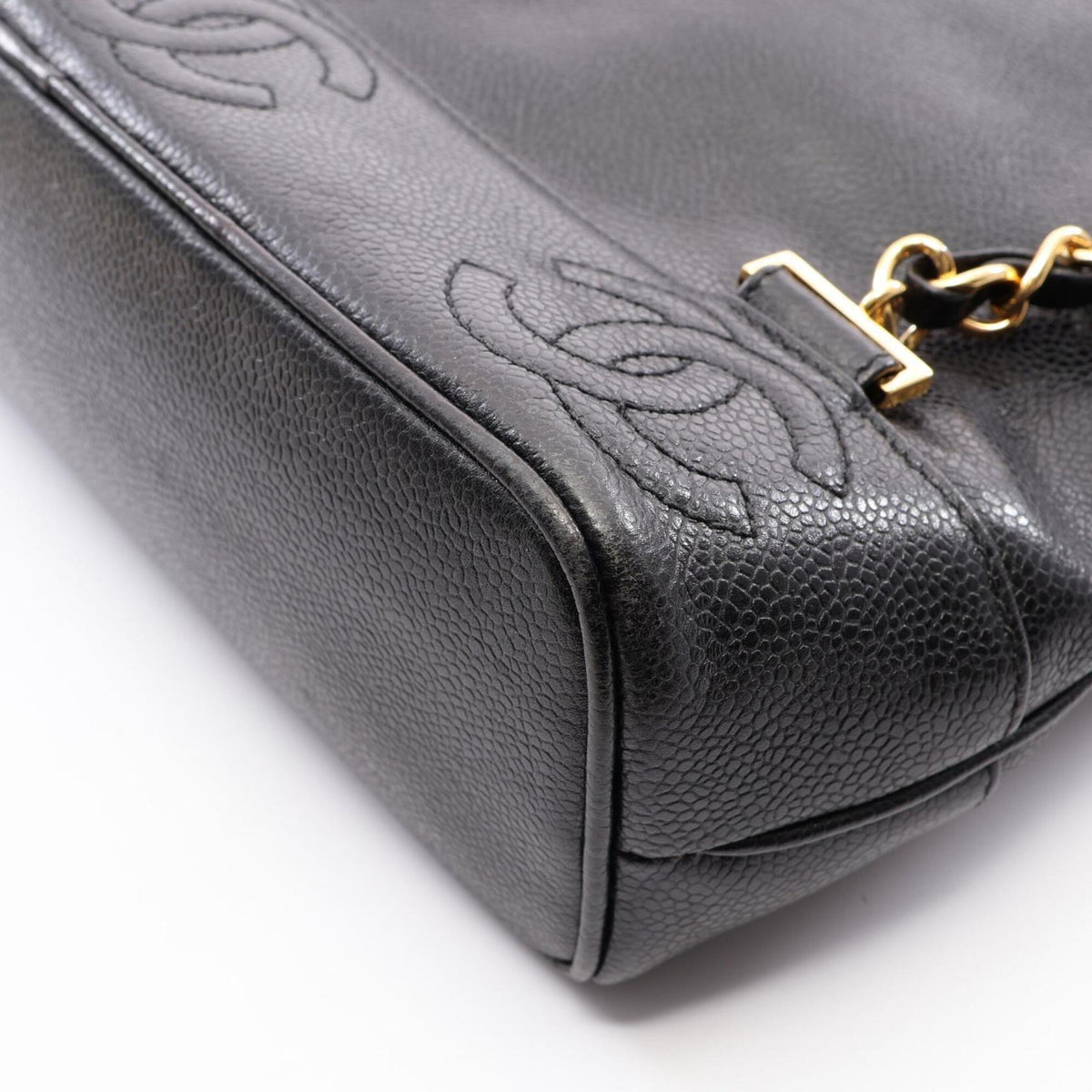 Chanel Black Grained Calfskin Backpack Handbag (Pre-Owned)