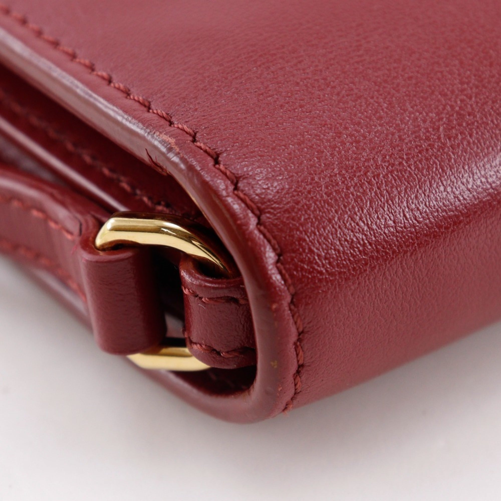 Burberry Red Color Leather Shoulder Bag (Pre-Owned)