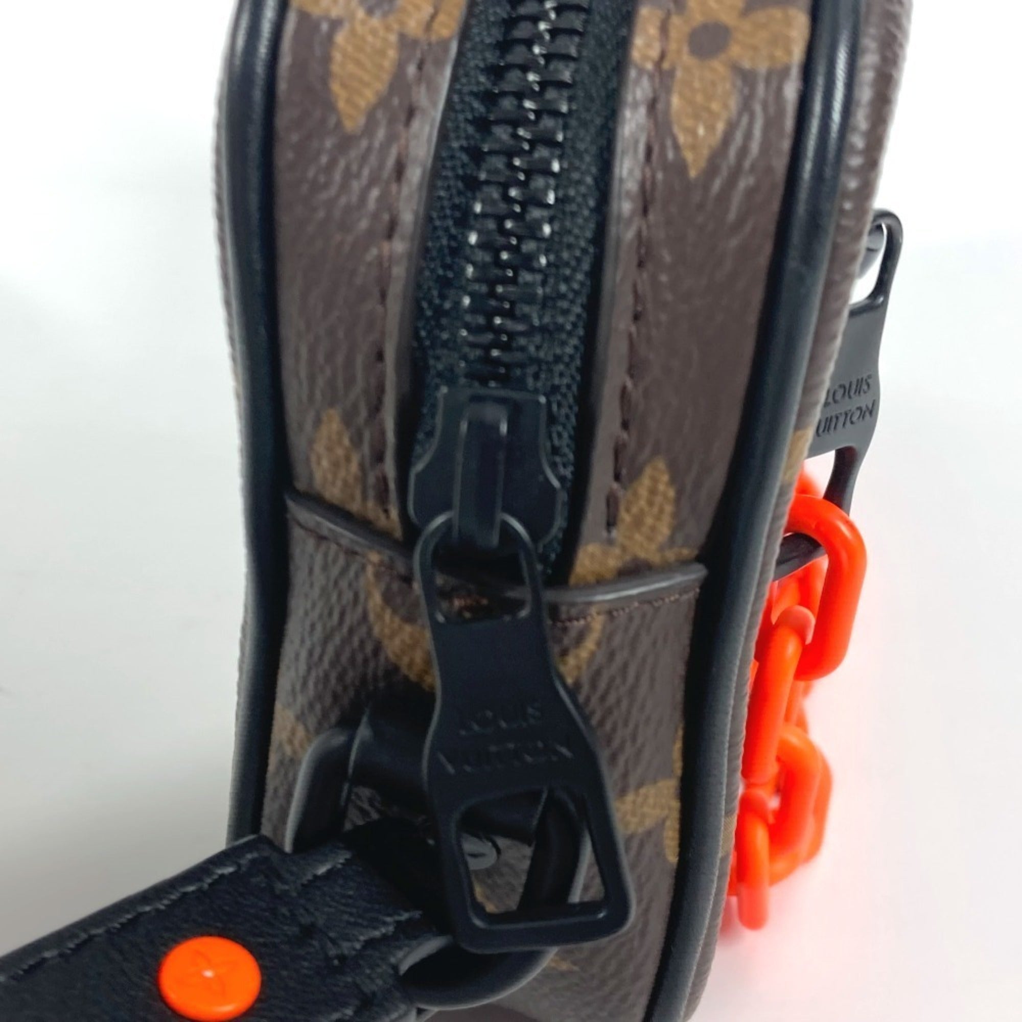 Louis Vuitton Black Brown Orange Monogram Clutch Bag Pochette Pouch (Pre-Owned)