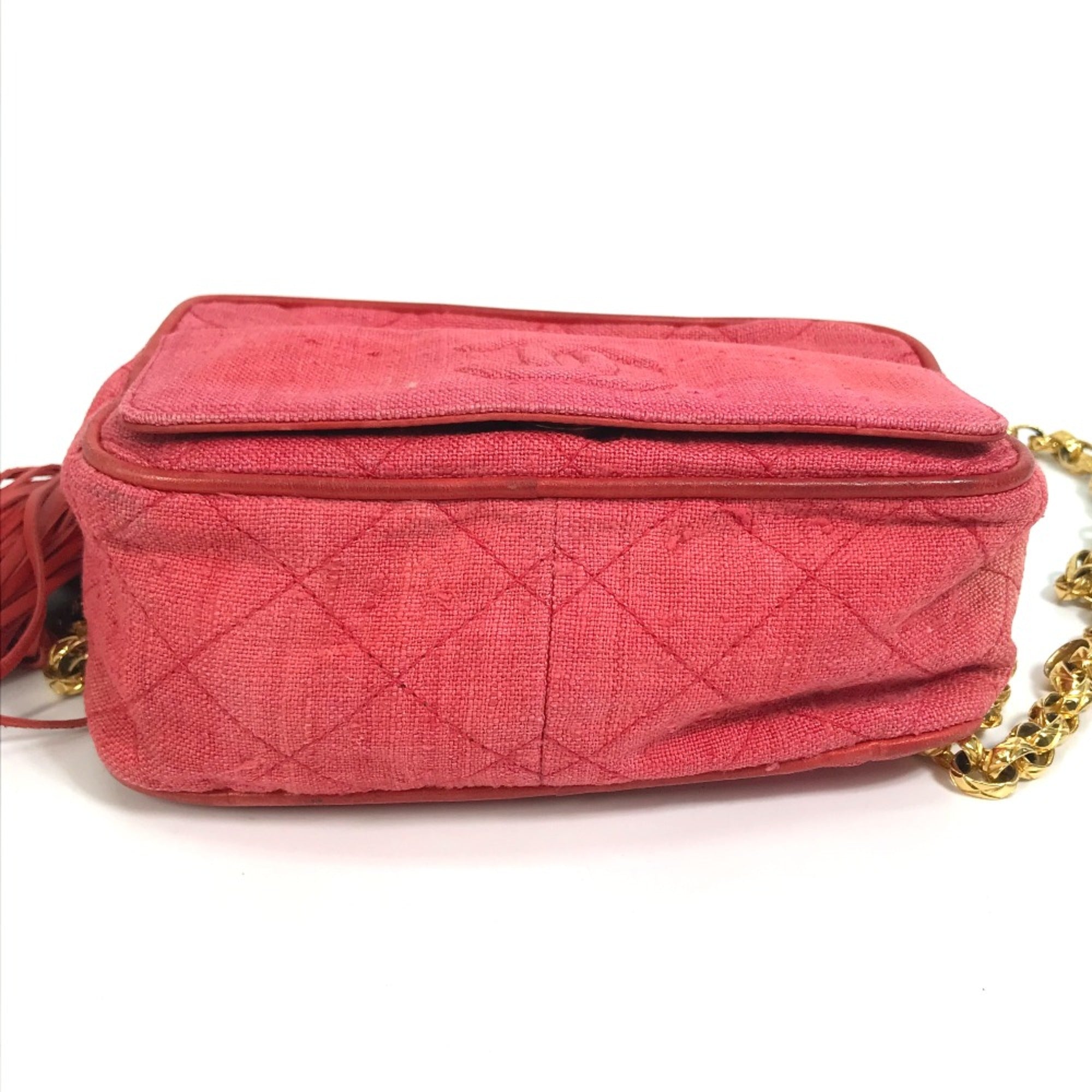 Chanel Red Cloth Shoulder Bag (Pre-Owned)