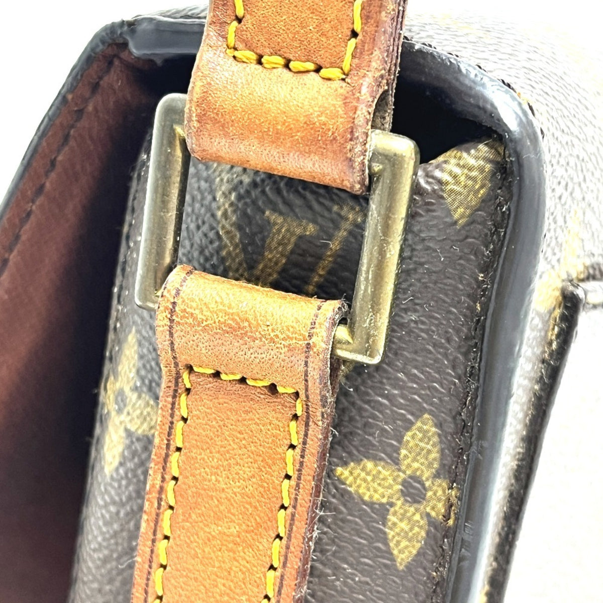 Louis Vuitton Brown Monogram Shoulder Bag (Pre-Owned)