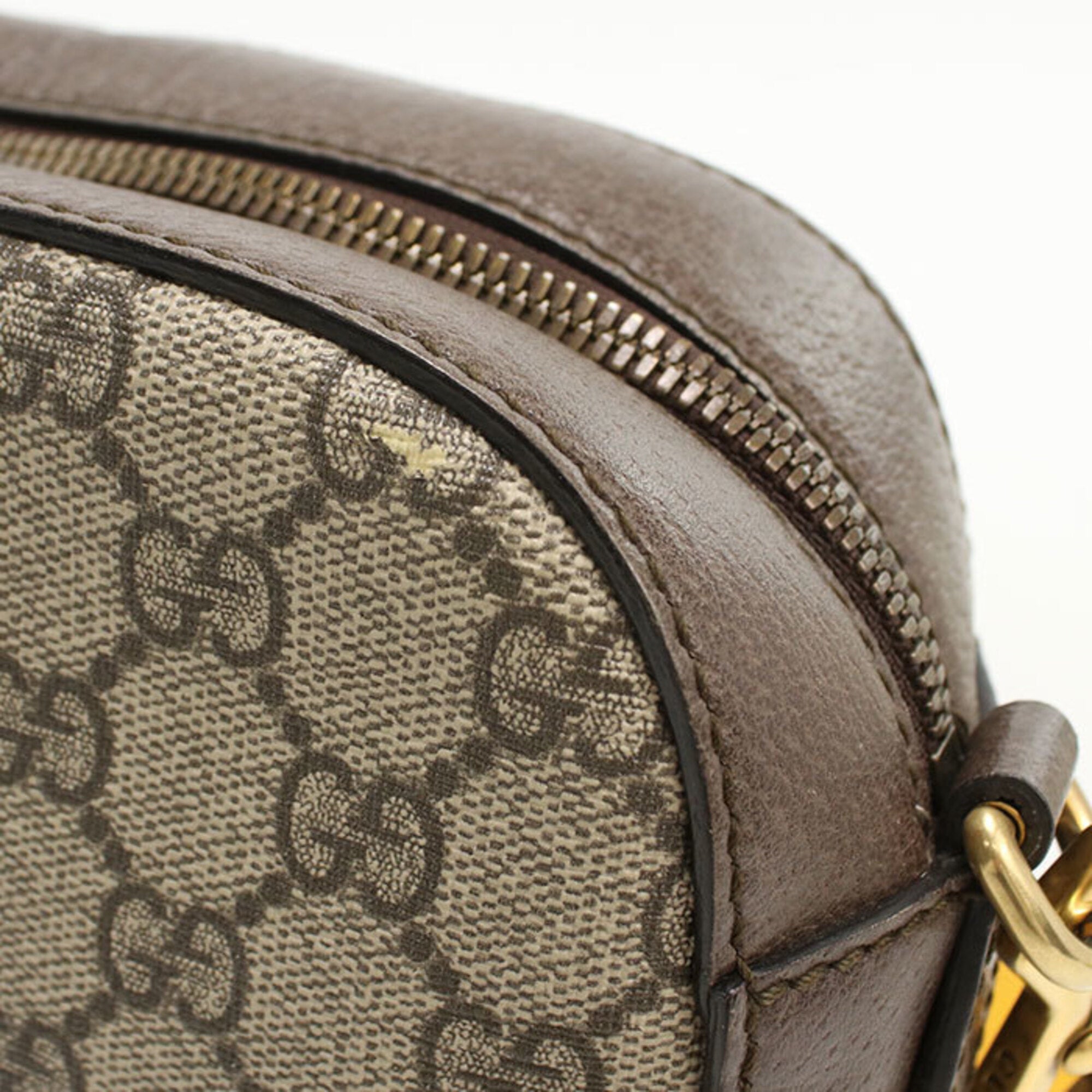 Gucci Beige Gg Supreme Messenger Bag Shoulder Bag (Pre-Owned)