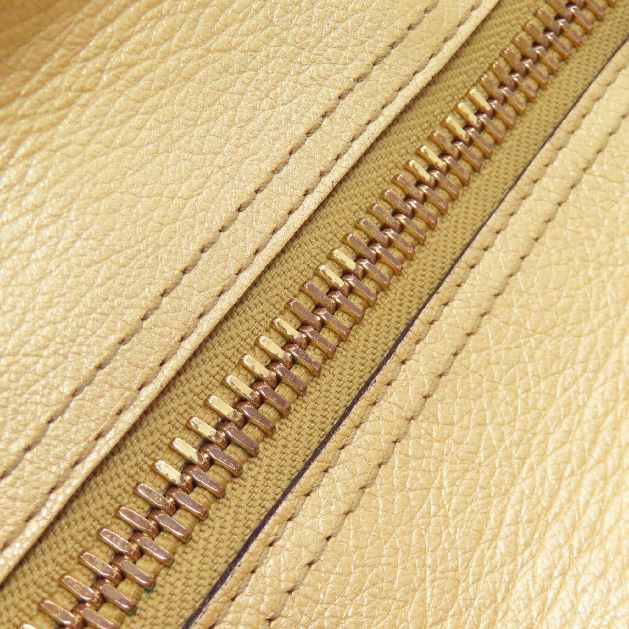 Loewe Gold Leather Handbag (Pre-Owned)