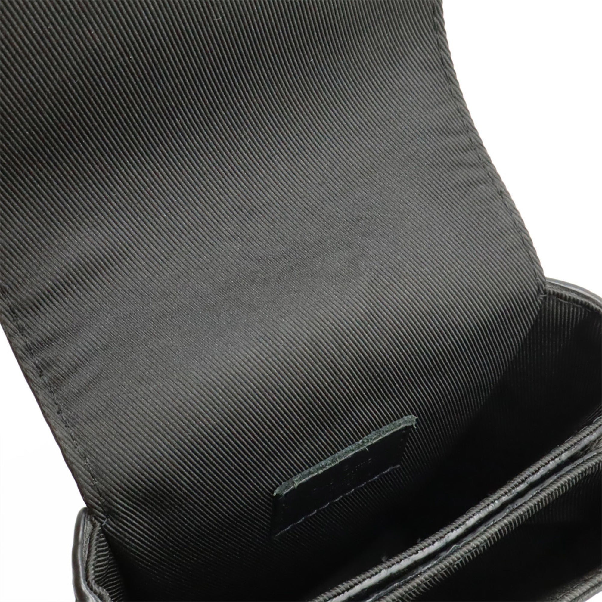 Louis Vuitton Black Noir Leather Shoulder Bag (Pre-Owned)