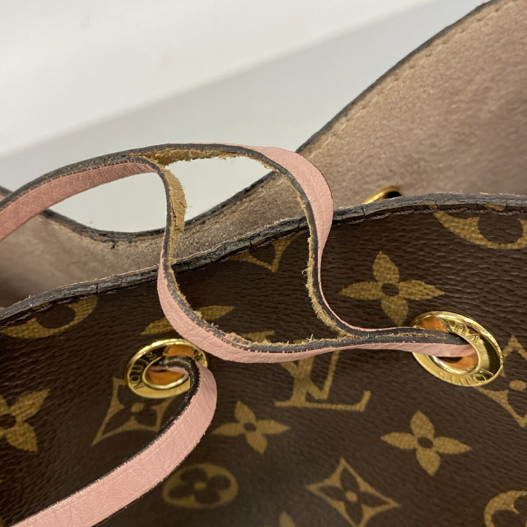 Louis Vuitton Brown Rose Poudre Shoulder Bag (Pre-Owned)