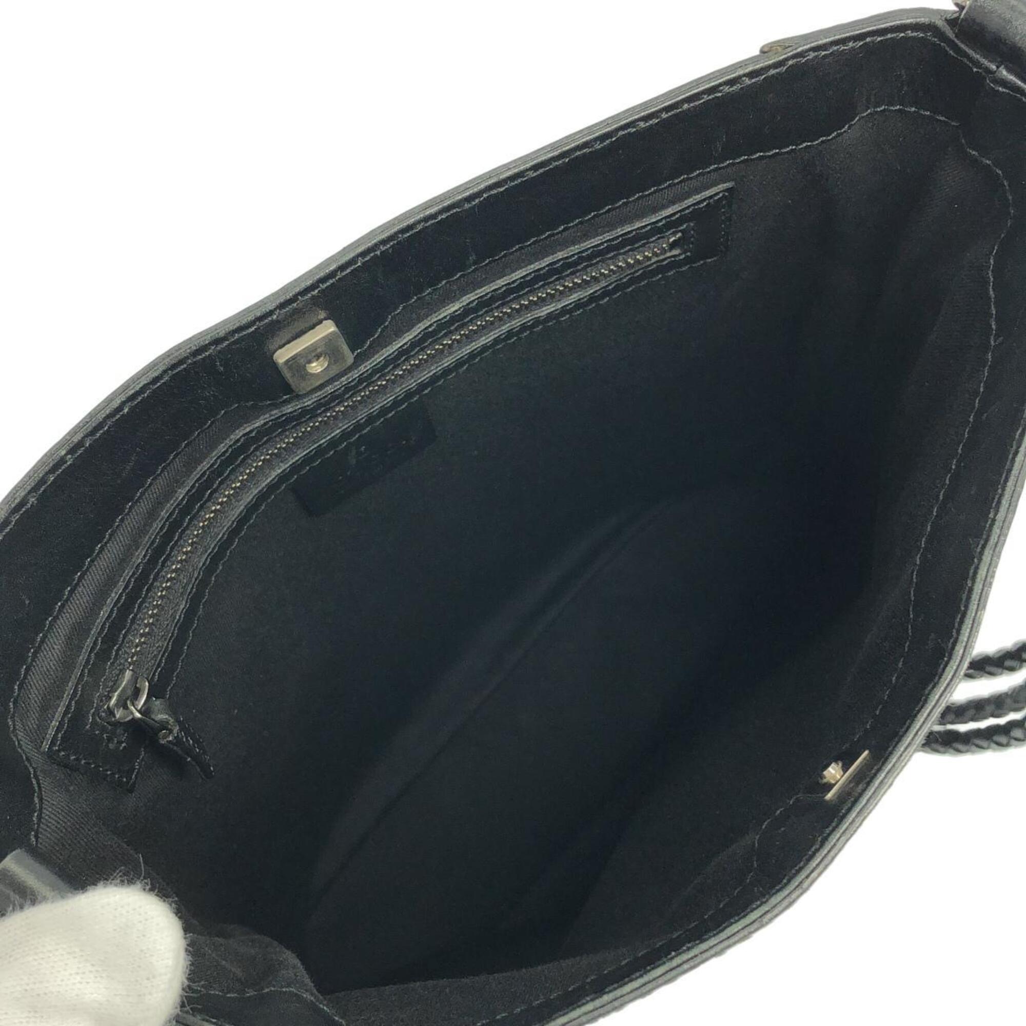 Gucci Gg Canvas Black Gg Canvas Leather Shoulder Bag (Pre-Owned)