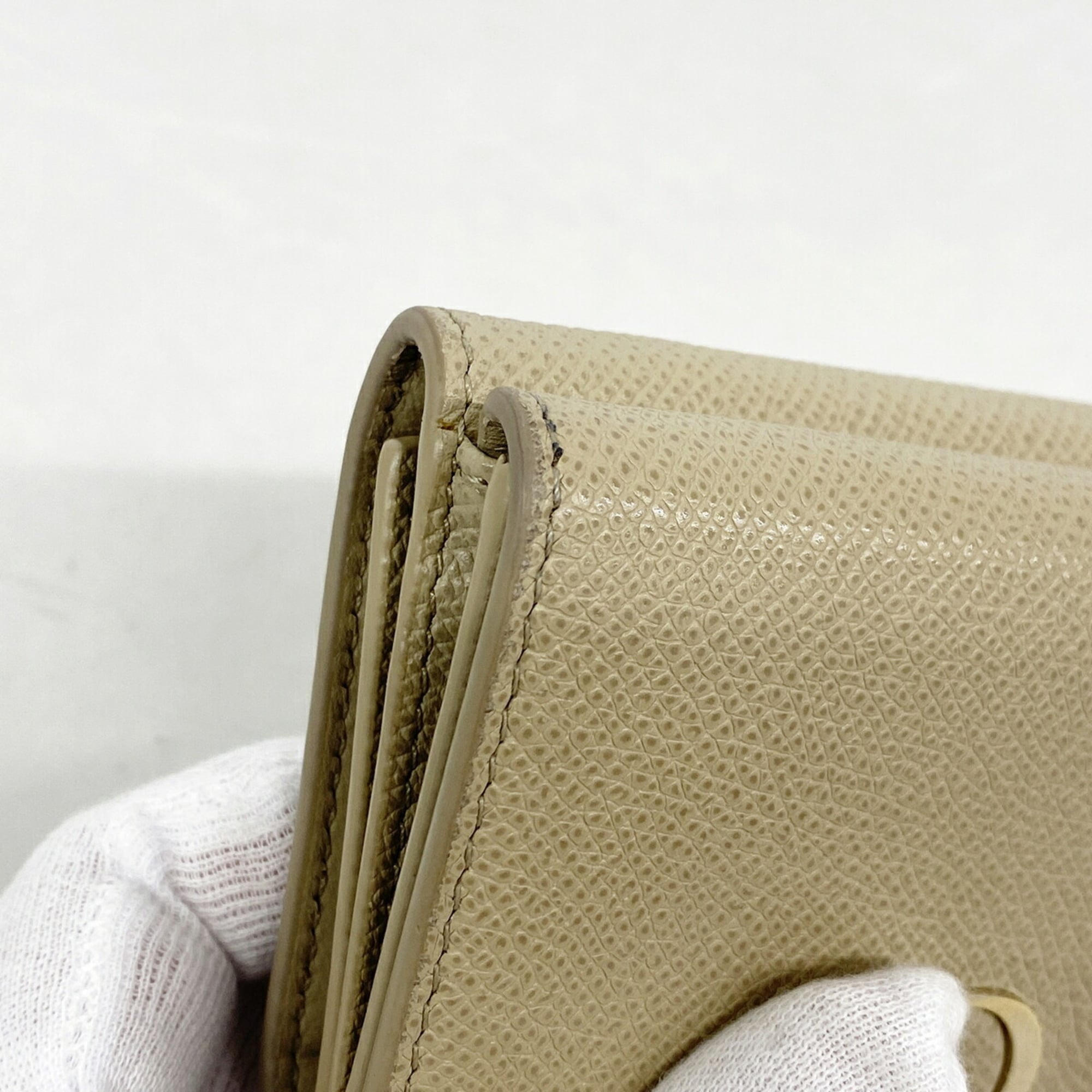 Christian Dior Beige Leather Wallet (Tri-Fold) (Pre-Owned)
