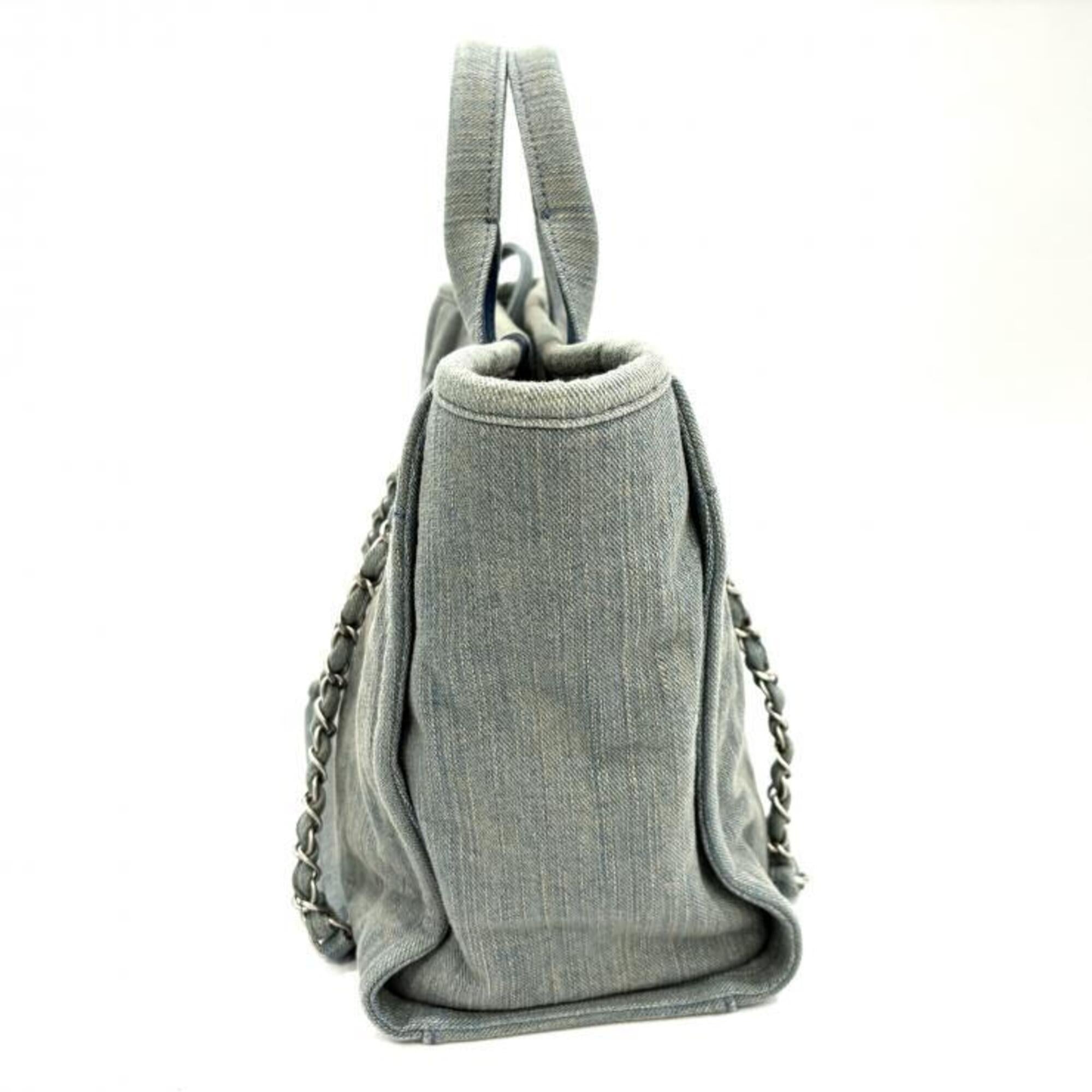 Chanel Light Blue Denim Tote Bag (Pre-Owned)