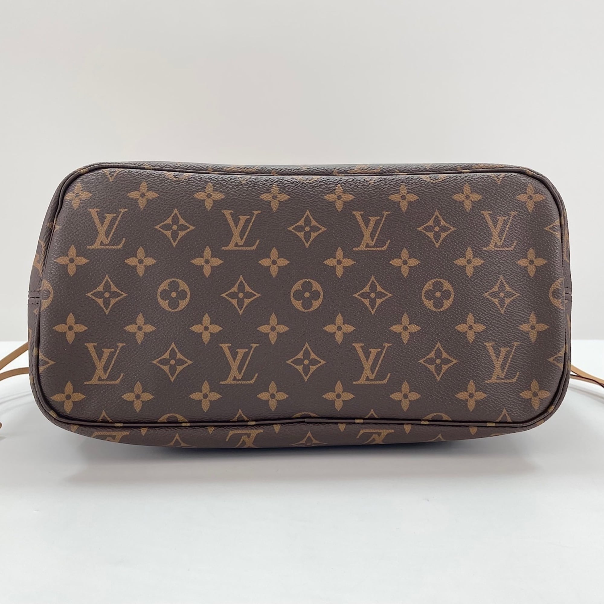 Louis Vuitton Brown Tote Bag (Pre-Owned)