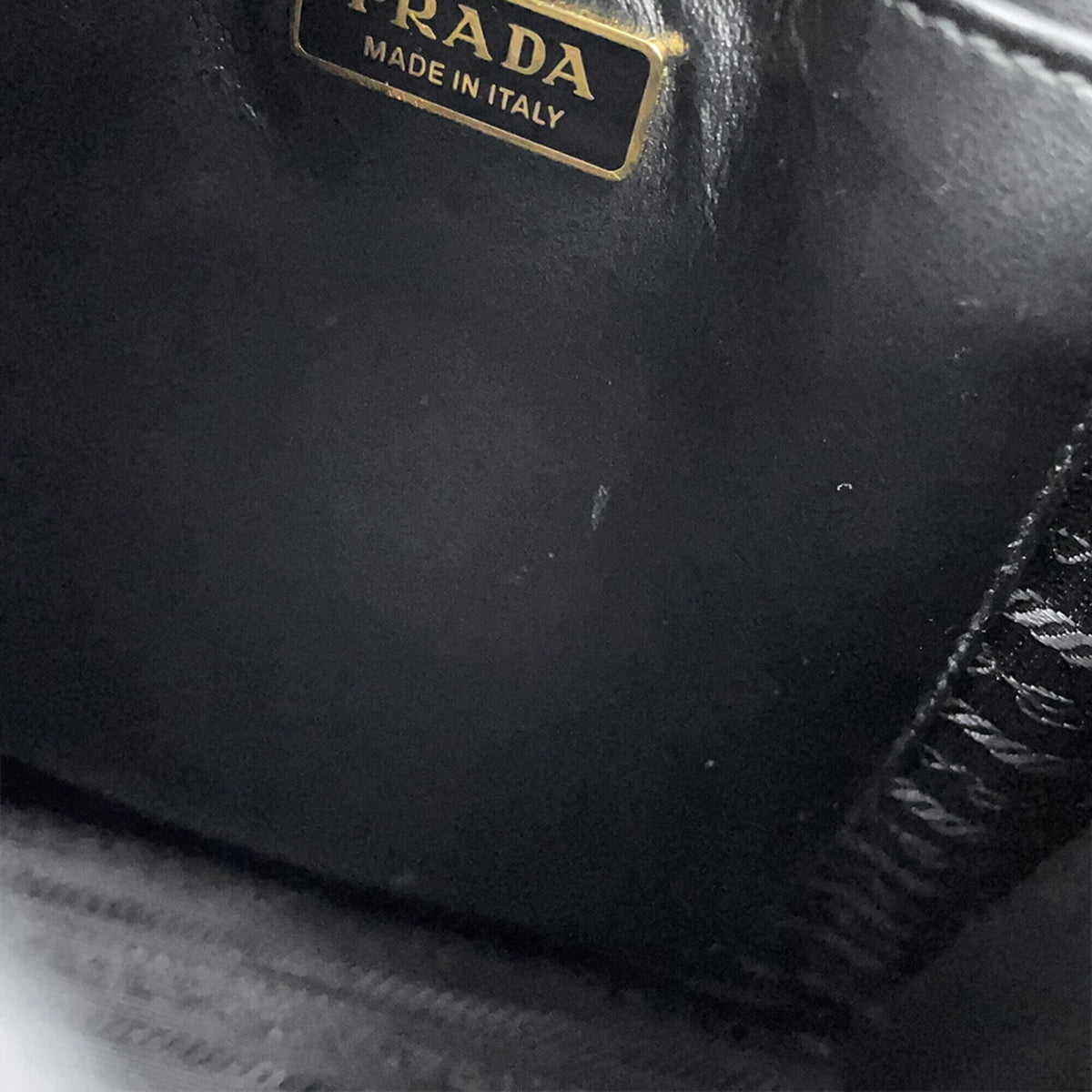 Prada Black Saffiano Handbag (Pre-Owned)