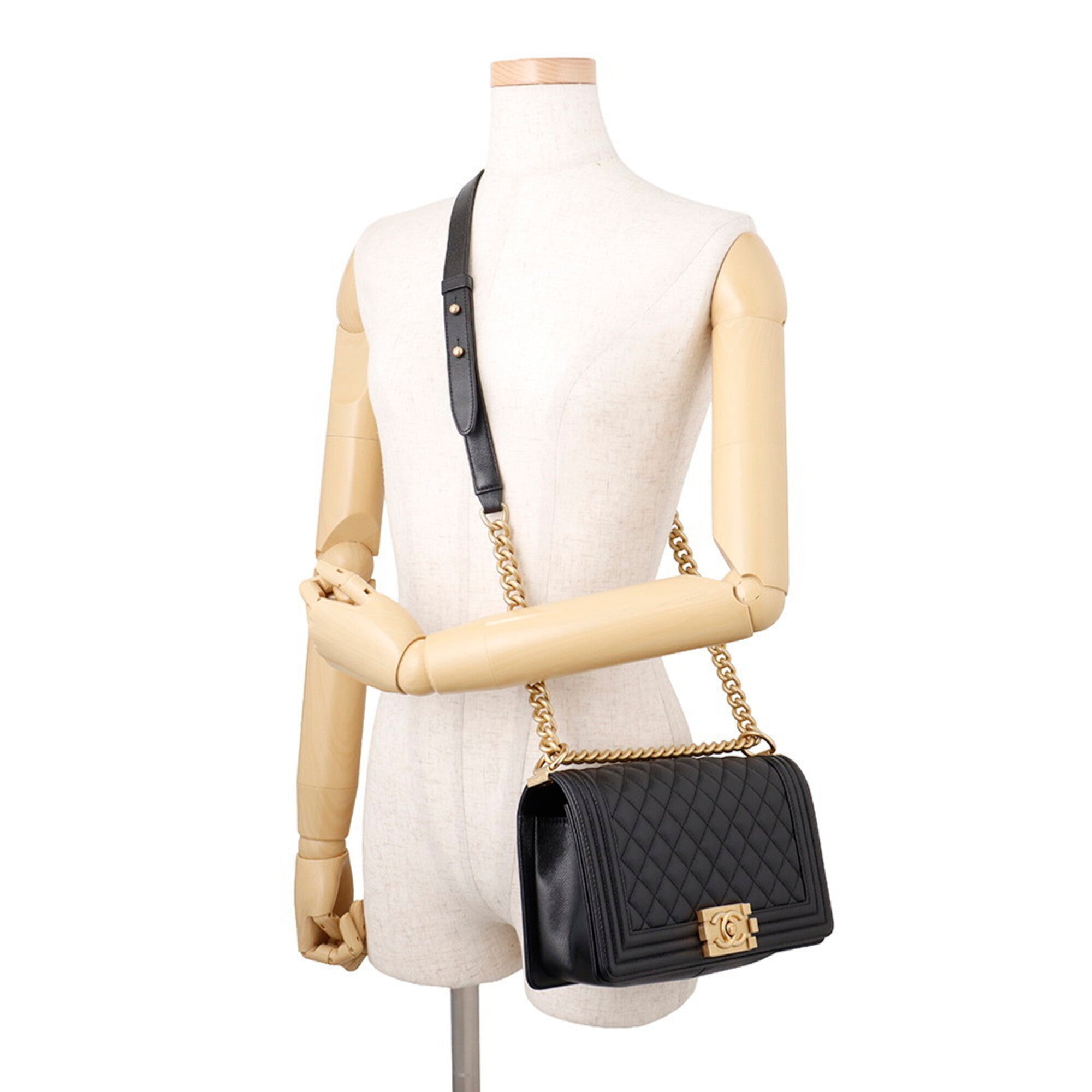 Chanel Matelasse Black Grained Calfskin Handbag Shoulder Bag (Pre-Owned)